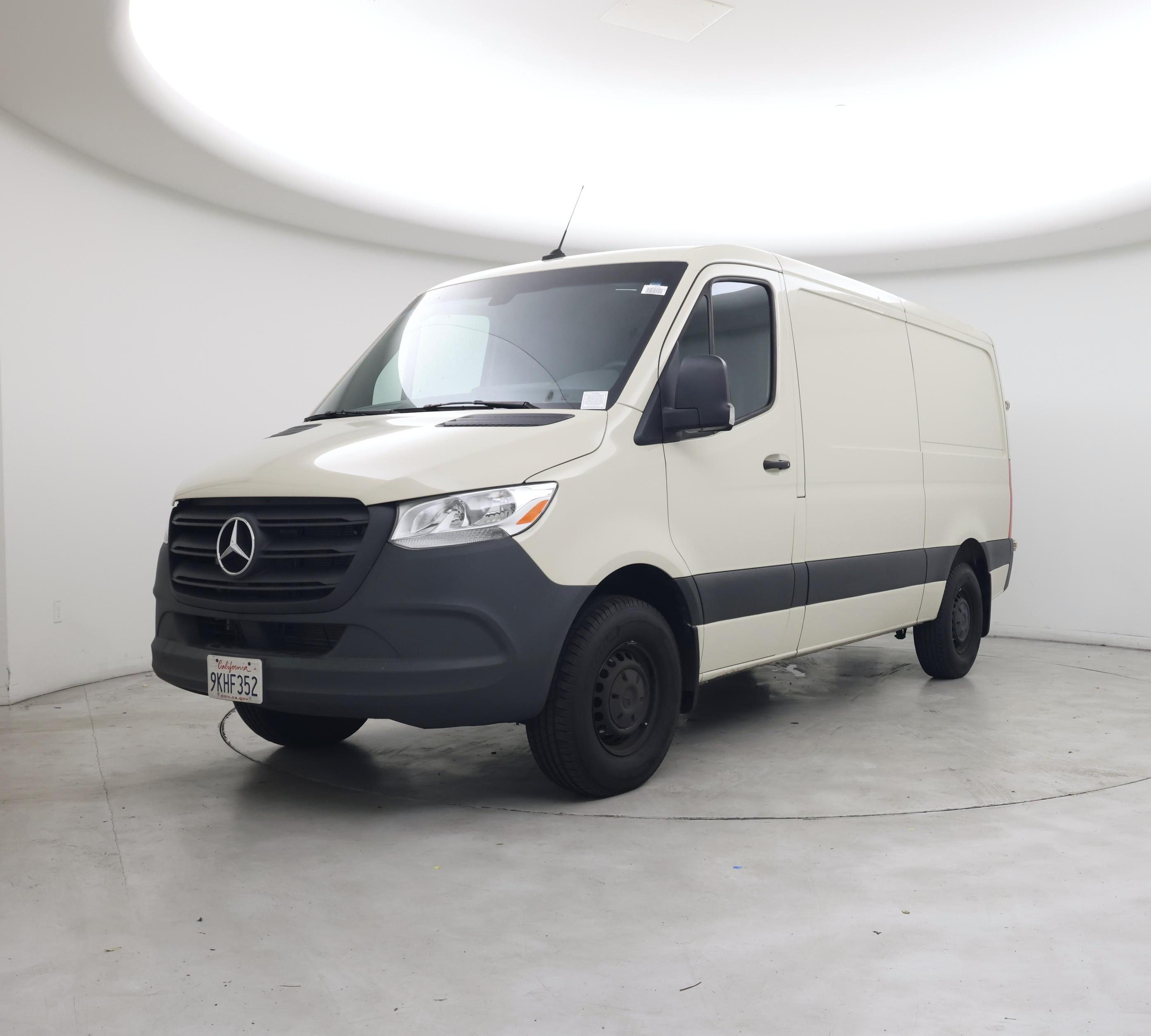 Thumbnail: 2023 Mercedes-Benz Sprinter - 4