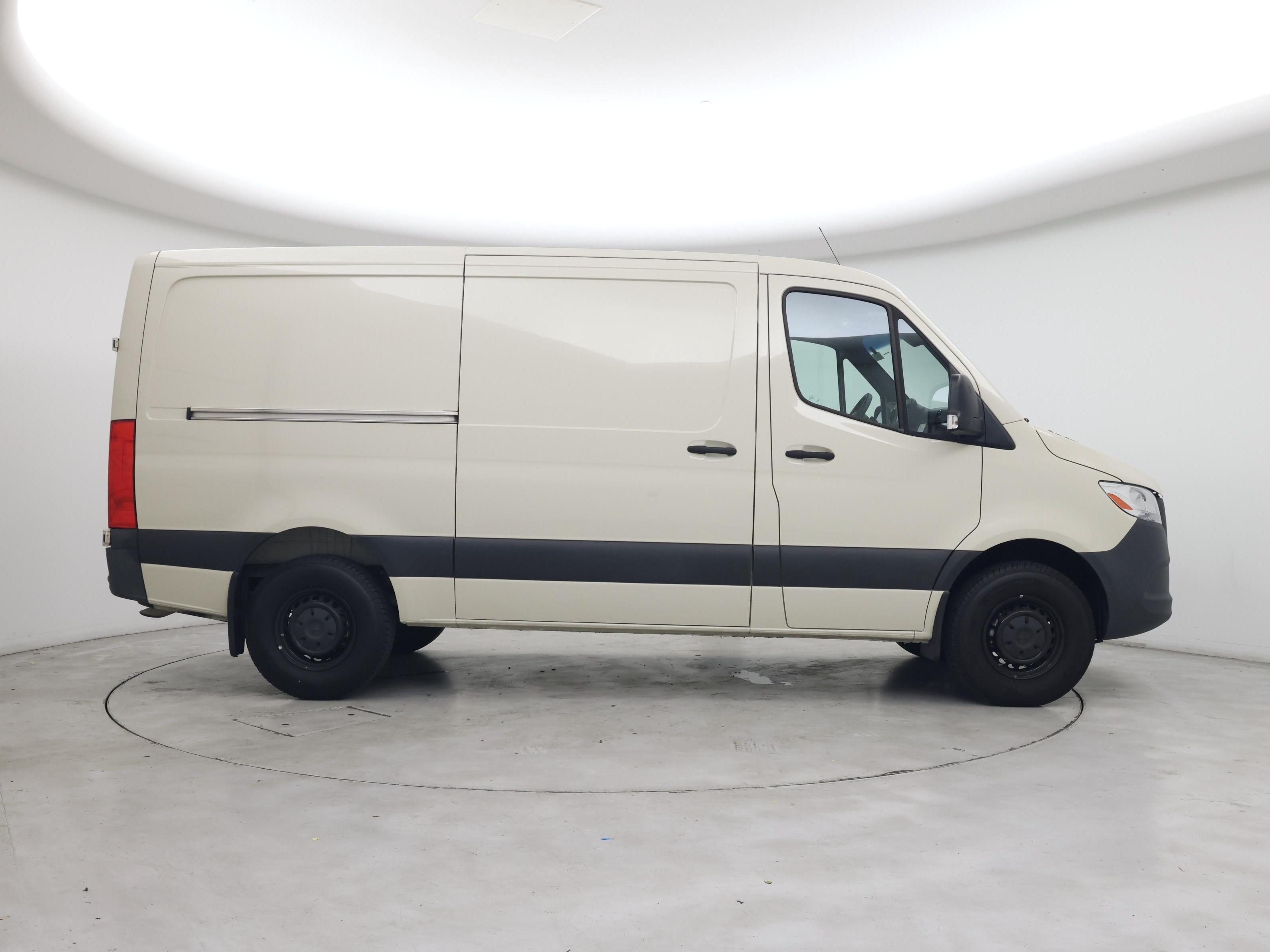 Thumbnail: 2023 Mercedes-Benz Sprinter - 7