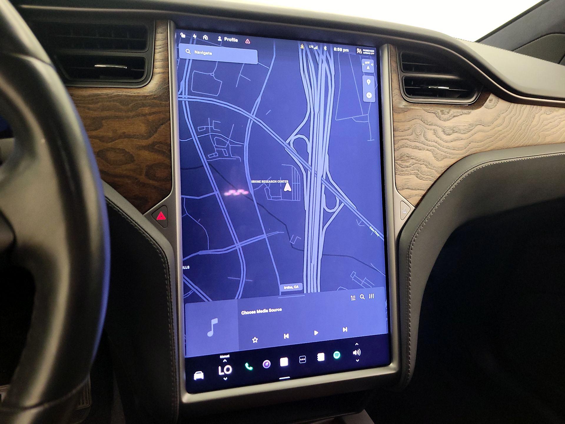 Thumbnail: 2020 Tesla Model X - 13