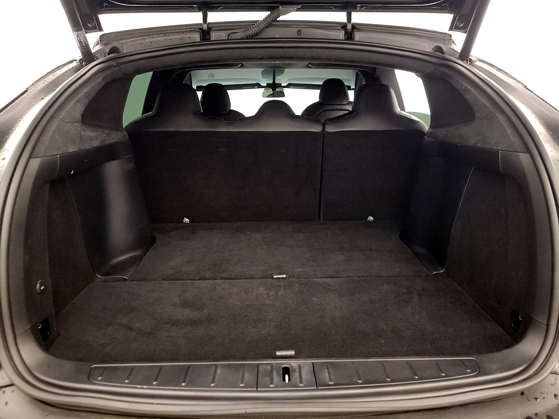 Thumbnail: 2020 Tesla Model X - 19