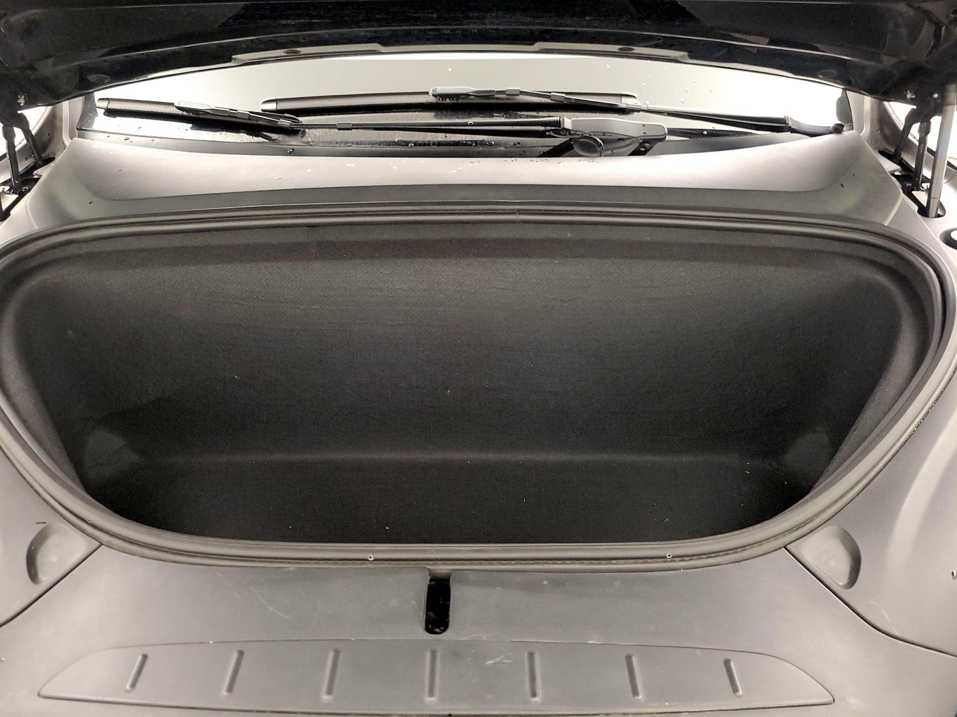 Thumbnail: 2020 Tesla Model X - 20