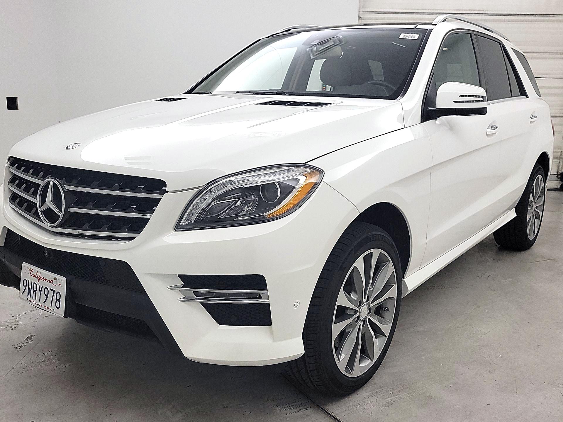 Thumbnail: 2015 Mercedes-Benz M-Class - 3