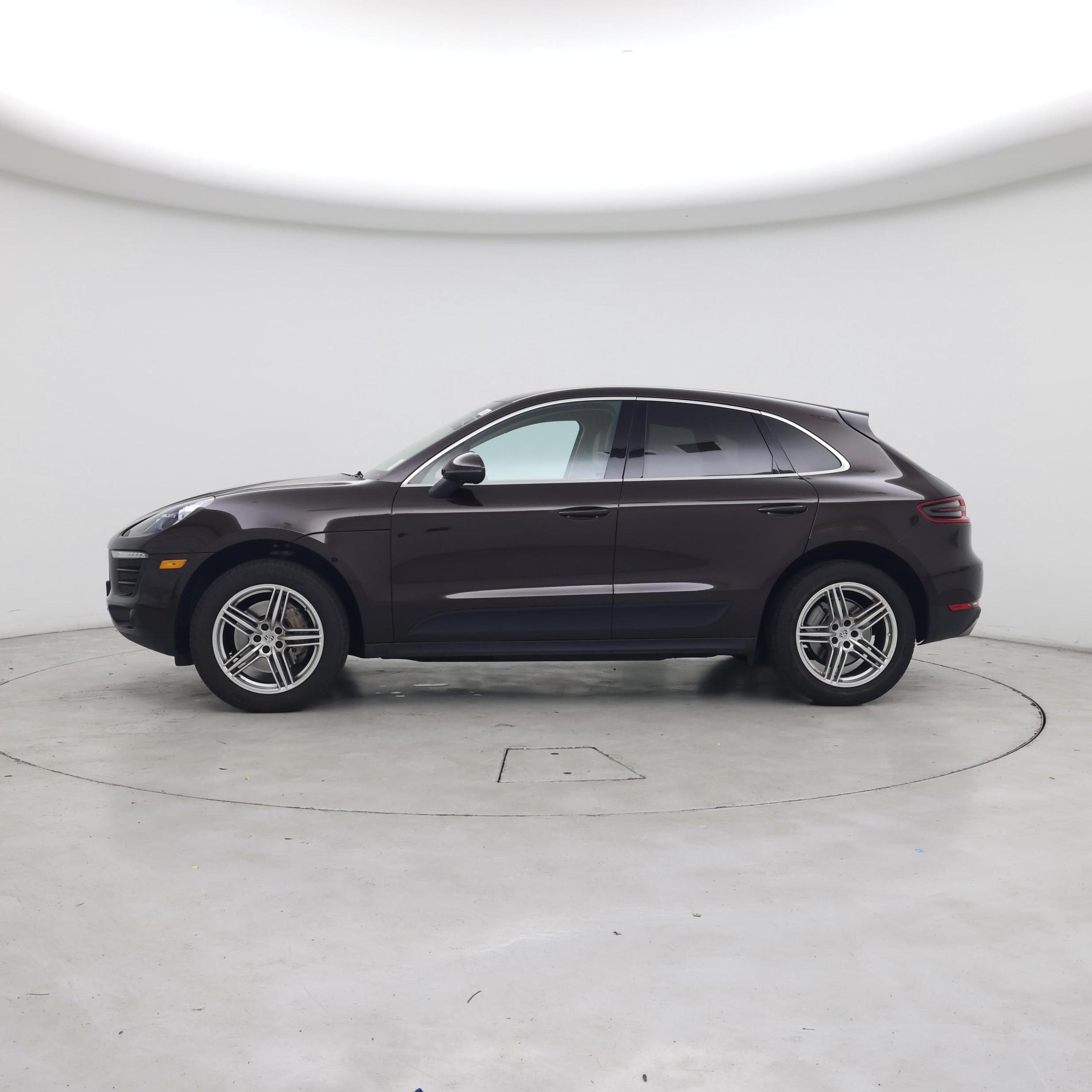 Thumbnail: 2015 Porsche Macan - 3