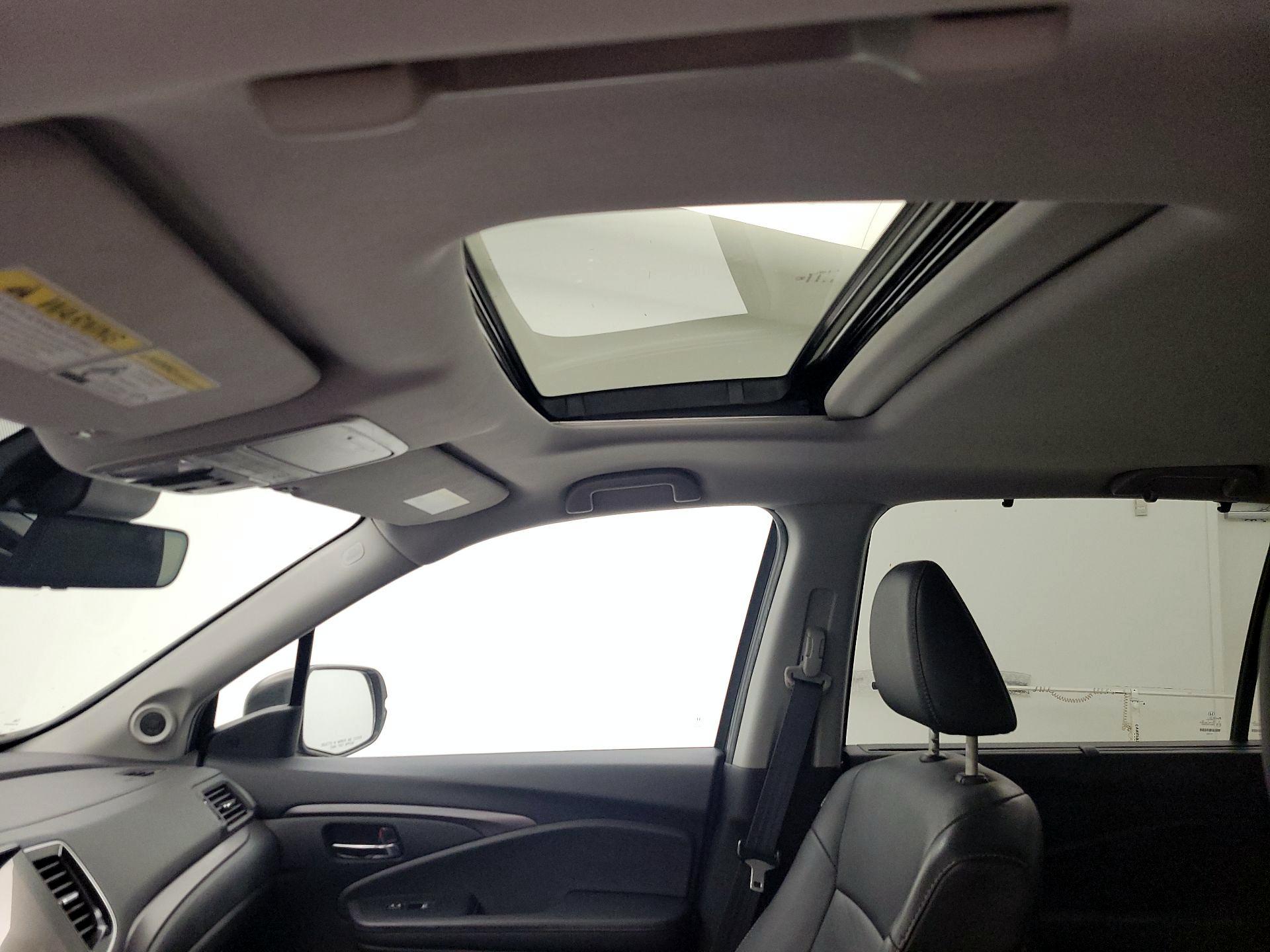 Thumbnail: 2021 Honda Pilot - 19