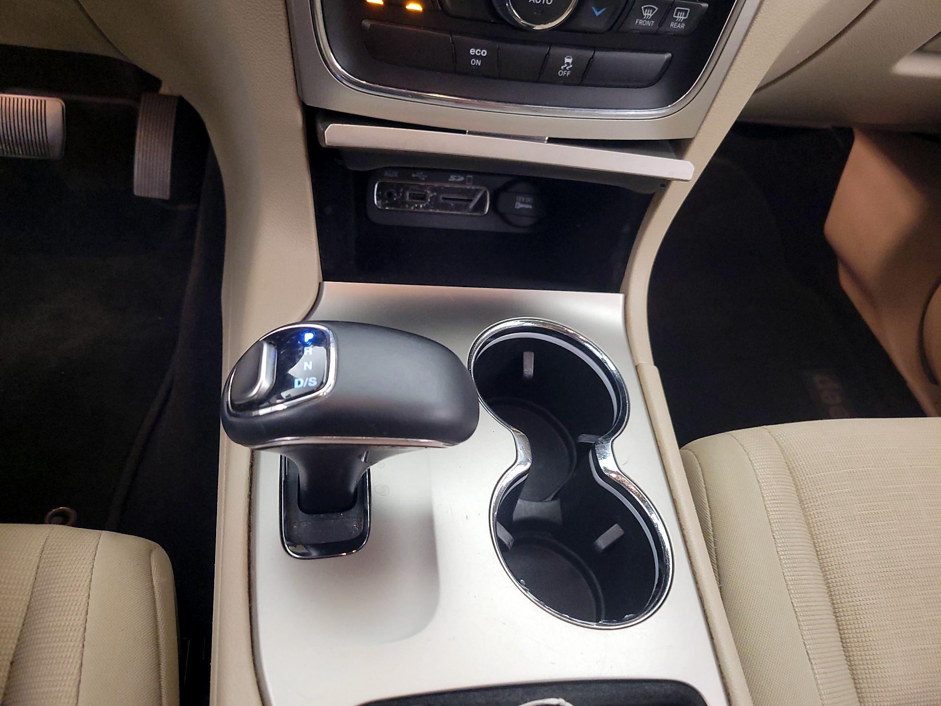 Thumbnail: 2014 Jeep Grand Cherokee - 17