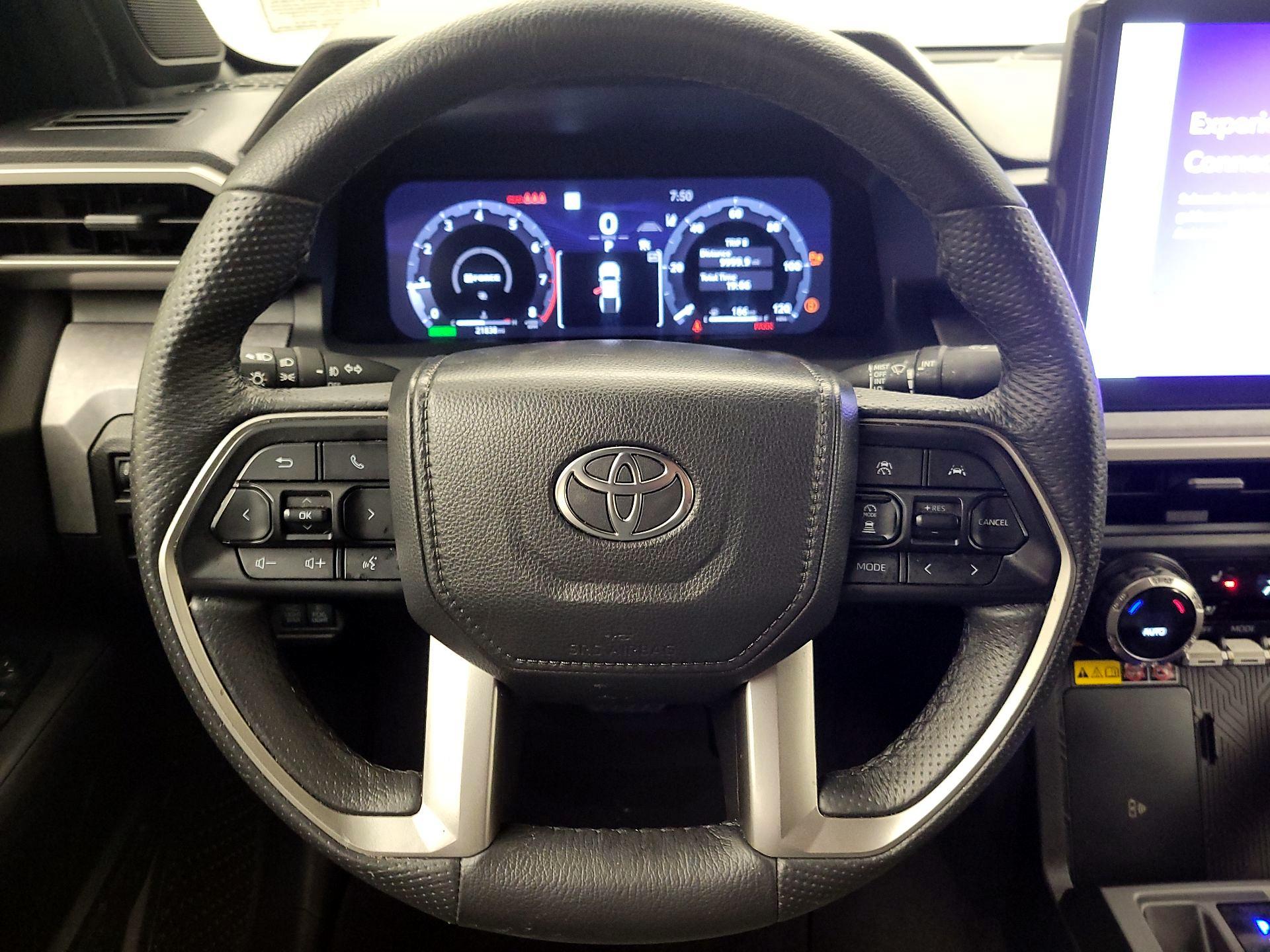 Thumbnail: 2025 Toyota Tacoma - 10