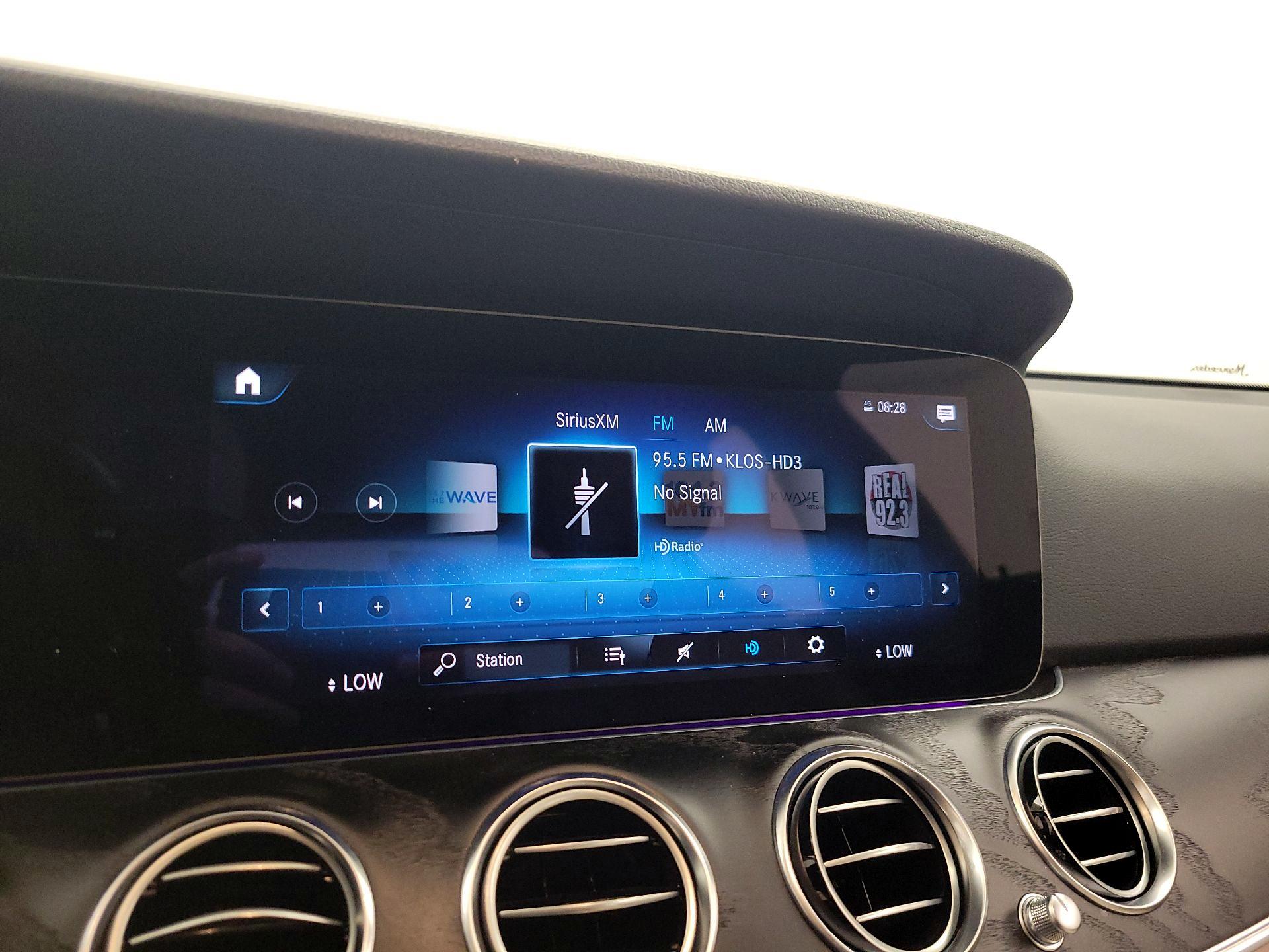 Thumbnail: 2021 Mercedes-Benz E-Class - 15