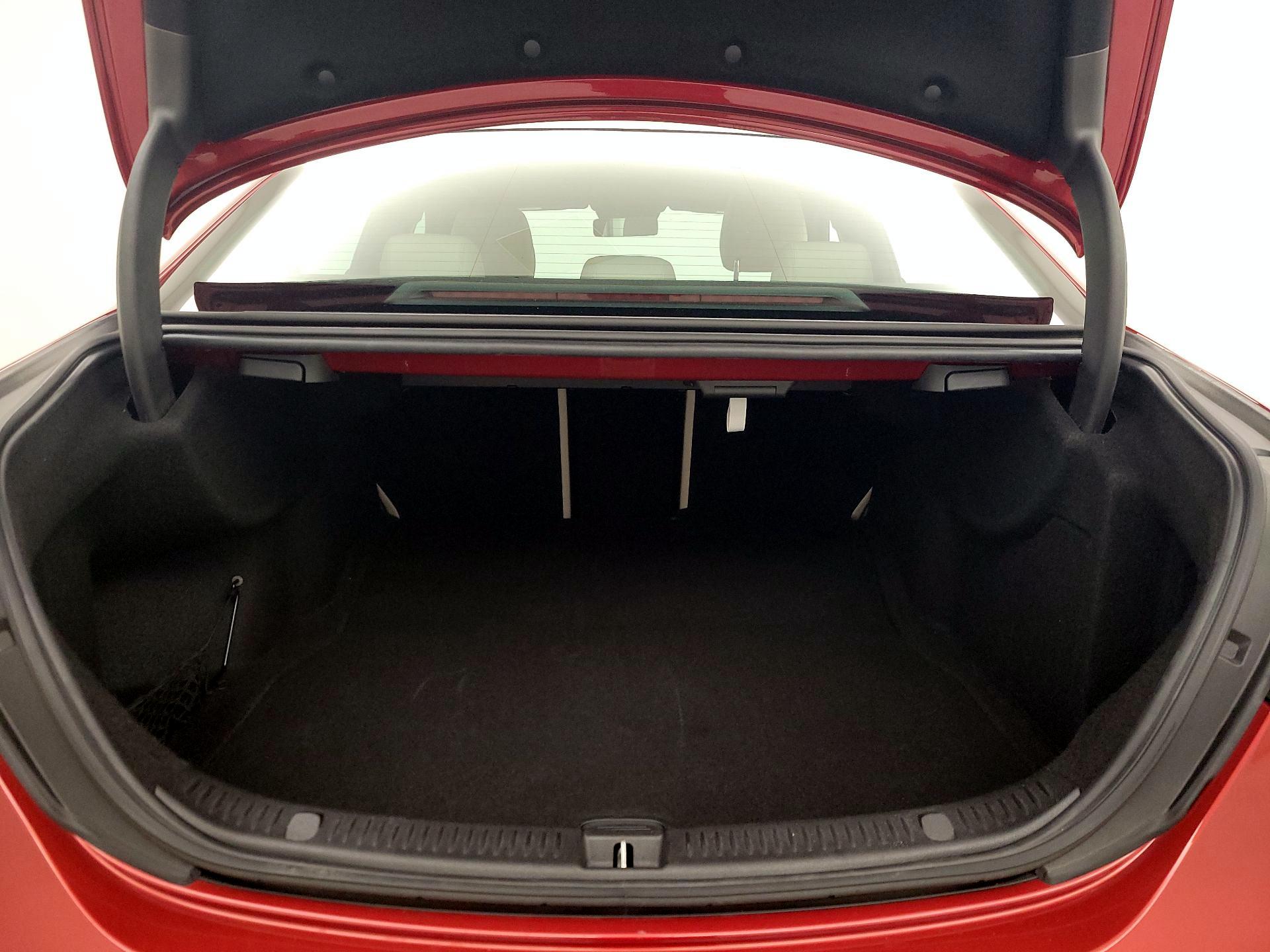 Thumbnail: 2021 Mercedes-Benz E-Class - 20