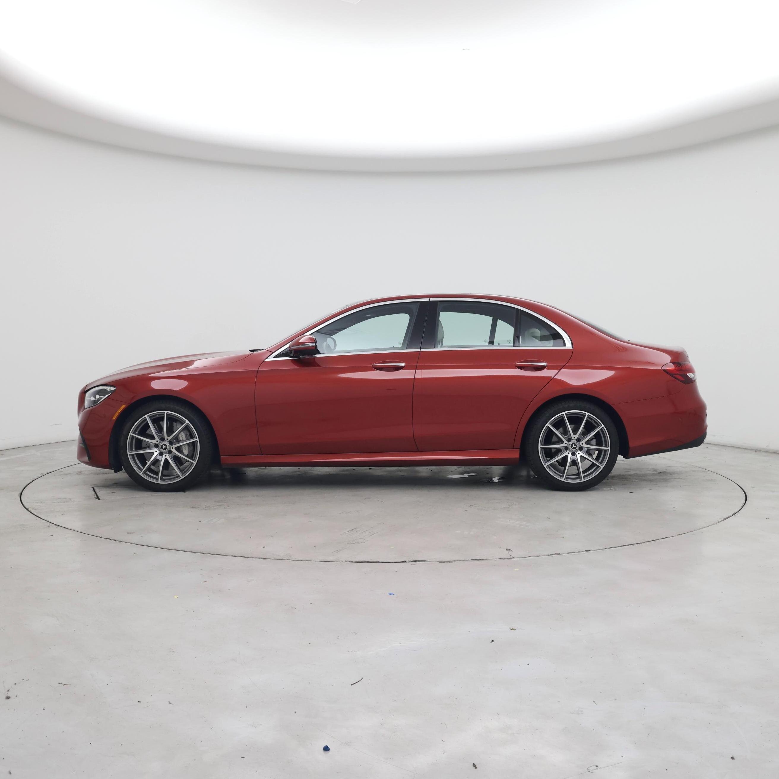 Thumbnail: 2021 Mercedes-Benz E-Class - 3