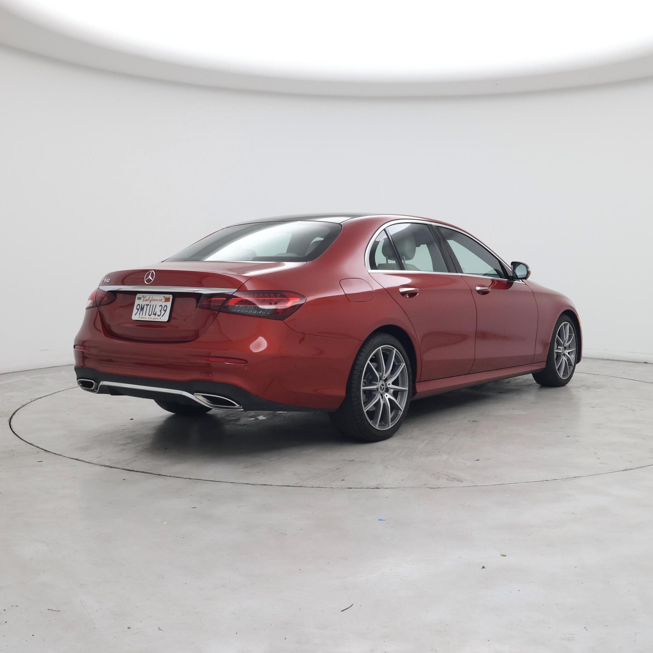 Thumbnail: 2021 Mercedes-Benz E-Class - 8