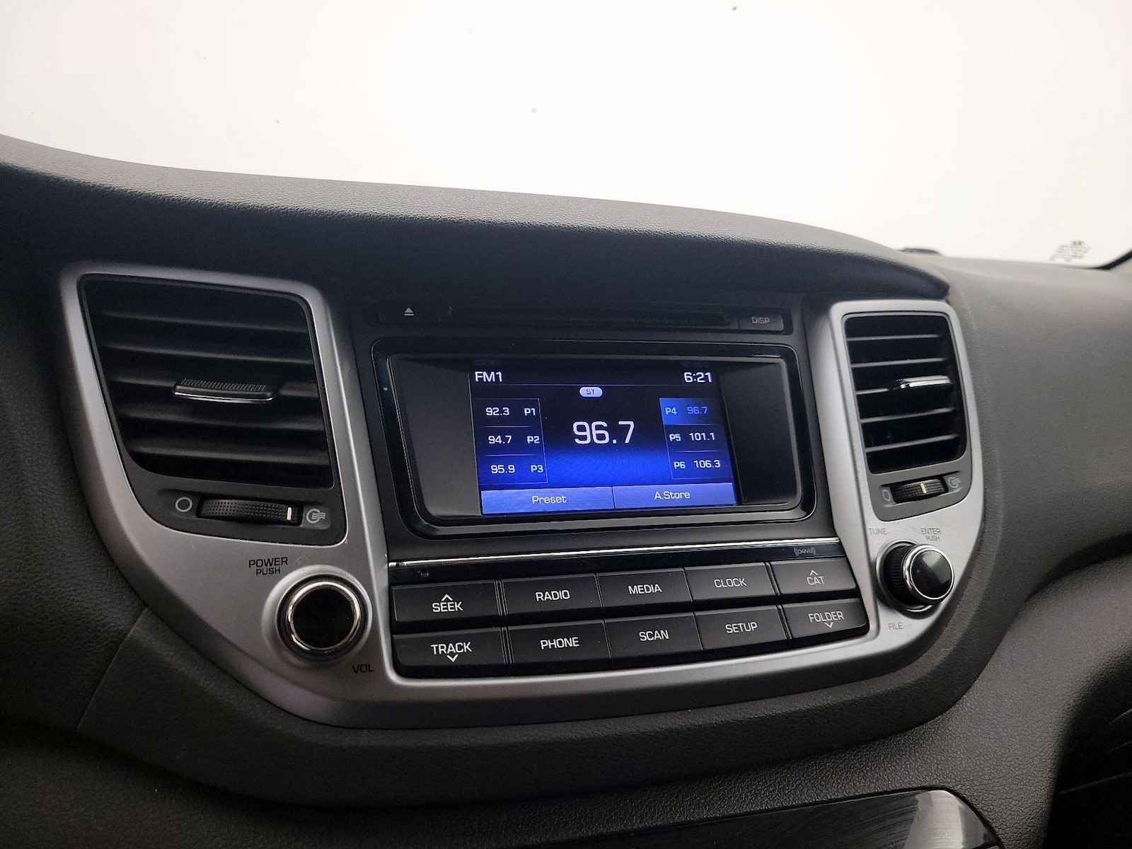 2016 Hyundai Tucson SE - Photo 16