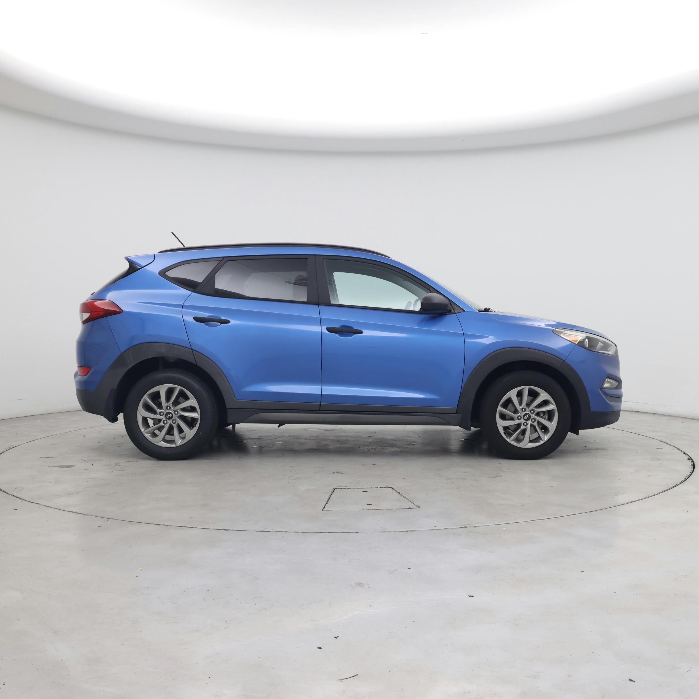 Thumbnail: 2016 Hyundai Tucson - 7