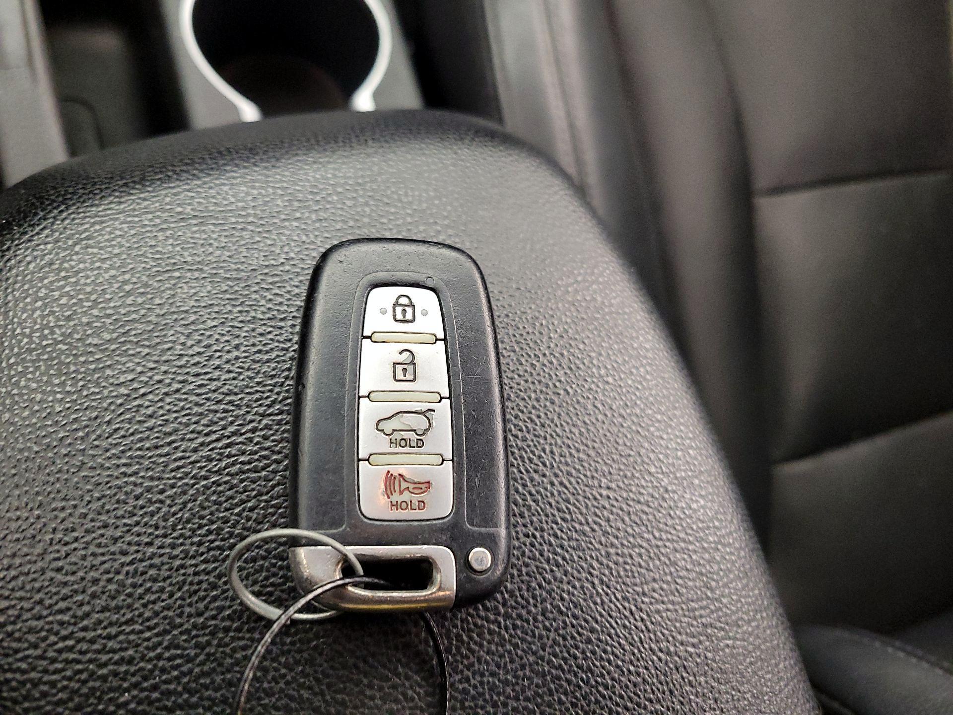 Thumbnail: 2014 Hyundai Elantra - 20