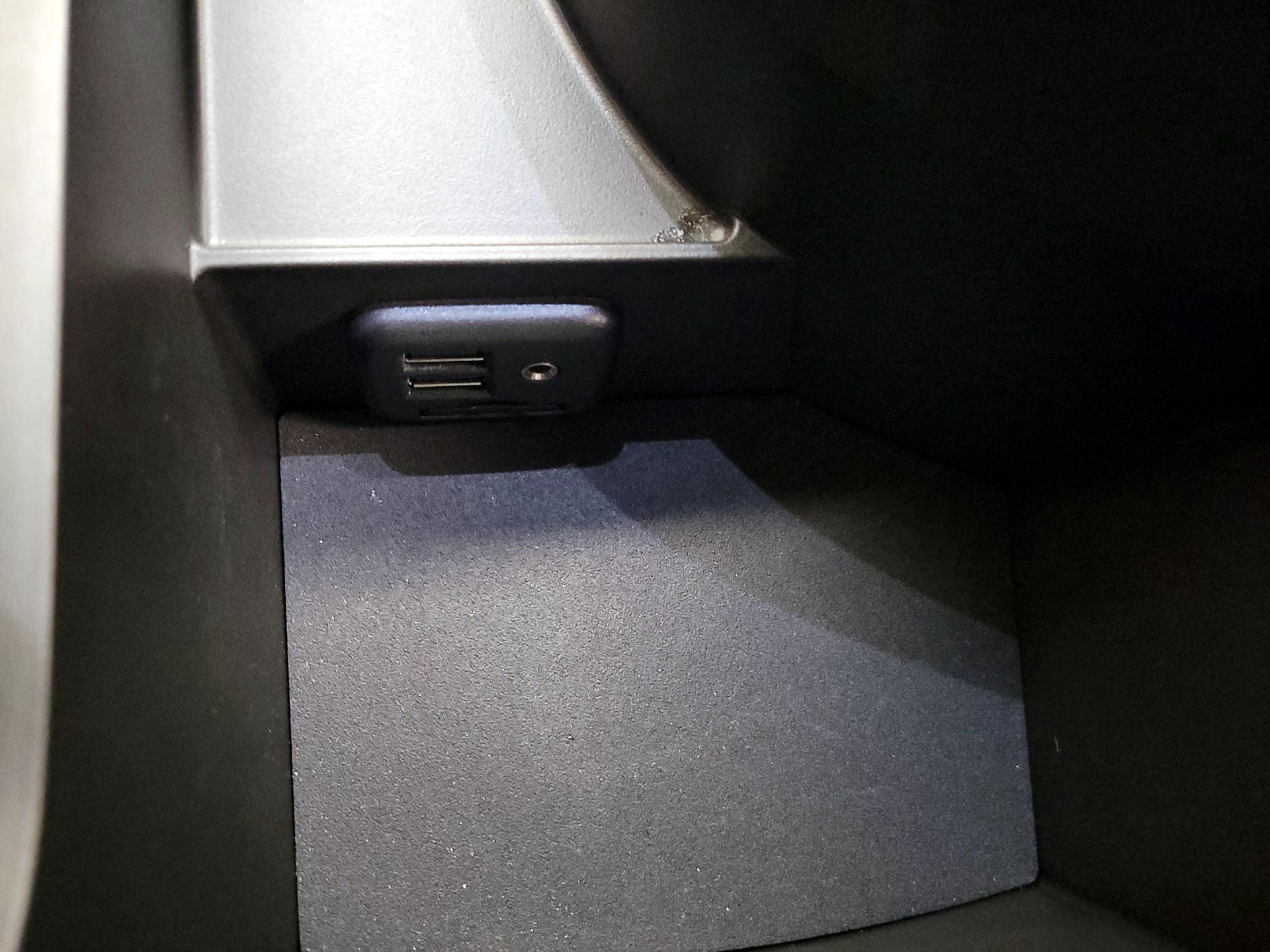 Thumbnail: 2022 Chevrolet Camaro - 18