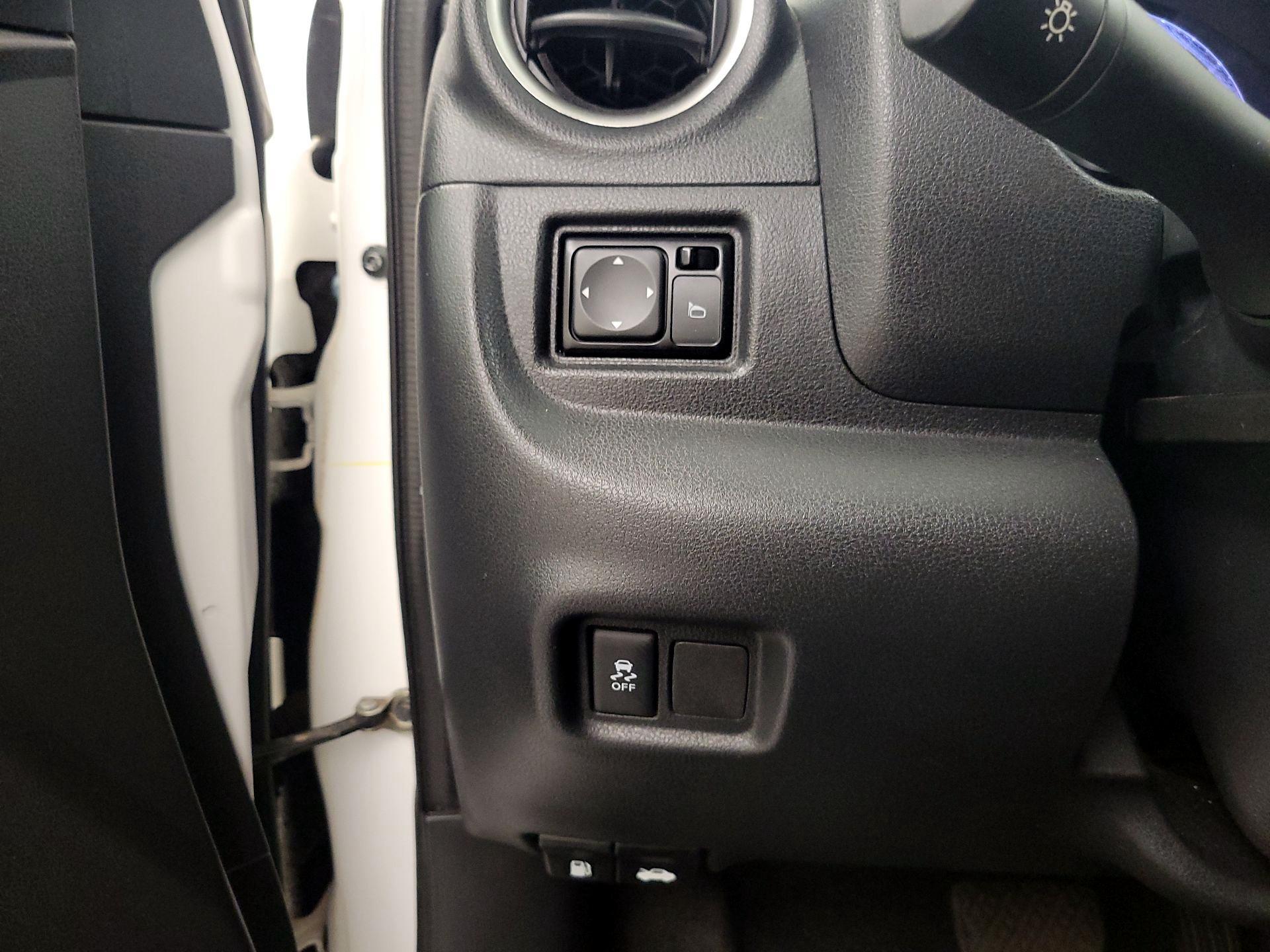 Thumbnail: 2017 Nissan Versa - 14