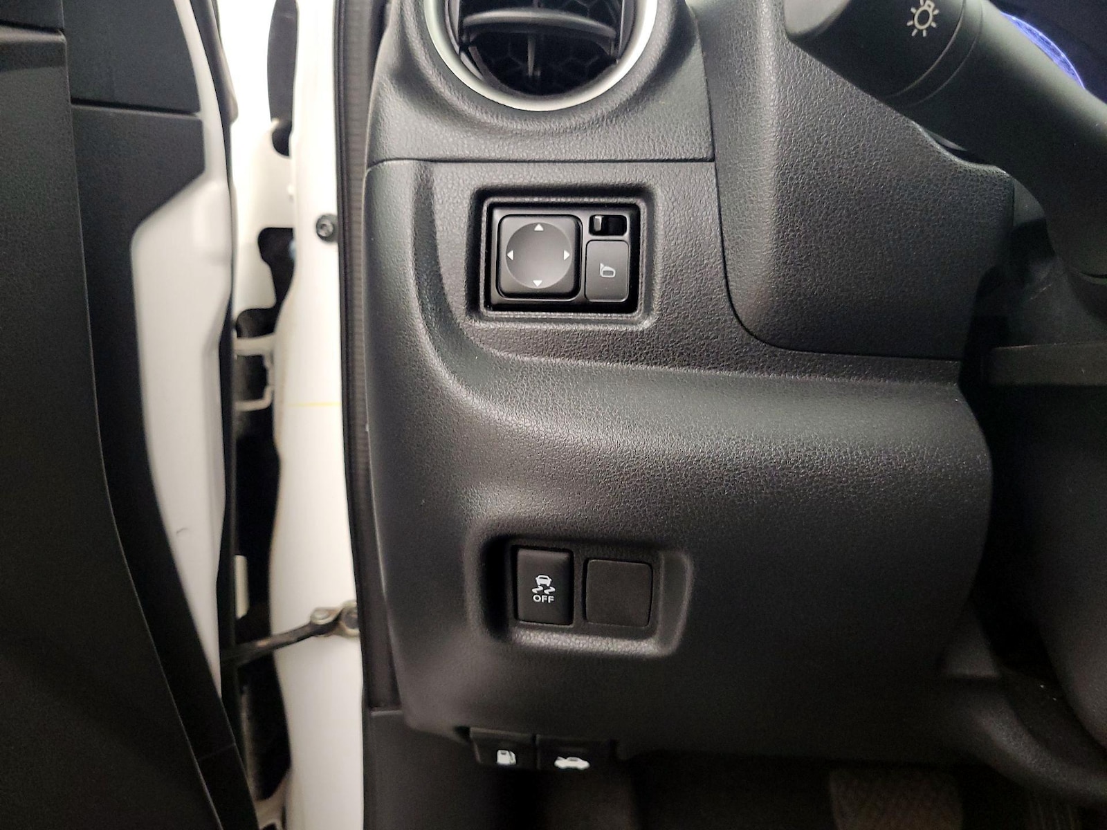 2017 Nissan Versa Sedan SV - Photo 15