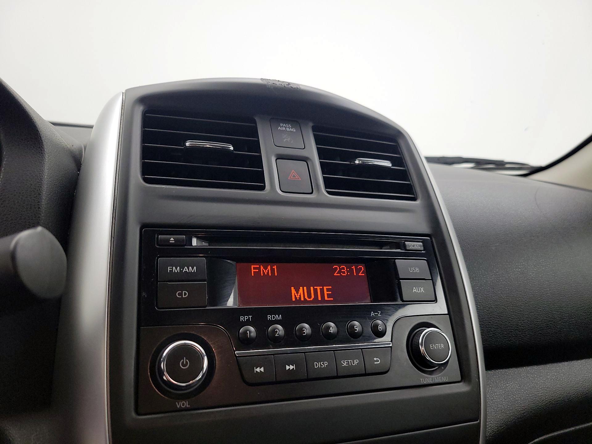 Thumbnail: 2017 Nissan Versa - 15