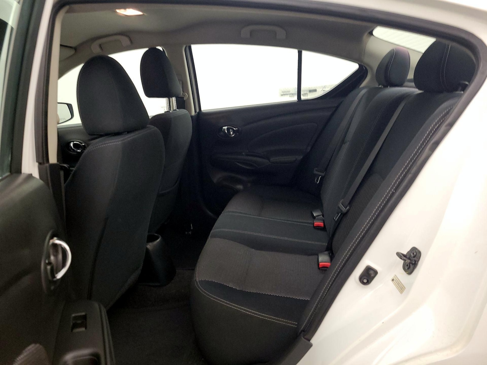 2017 Nissan Versa Sedan SV - Photo 20