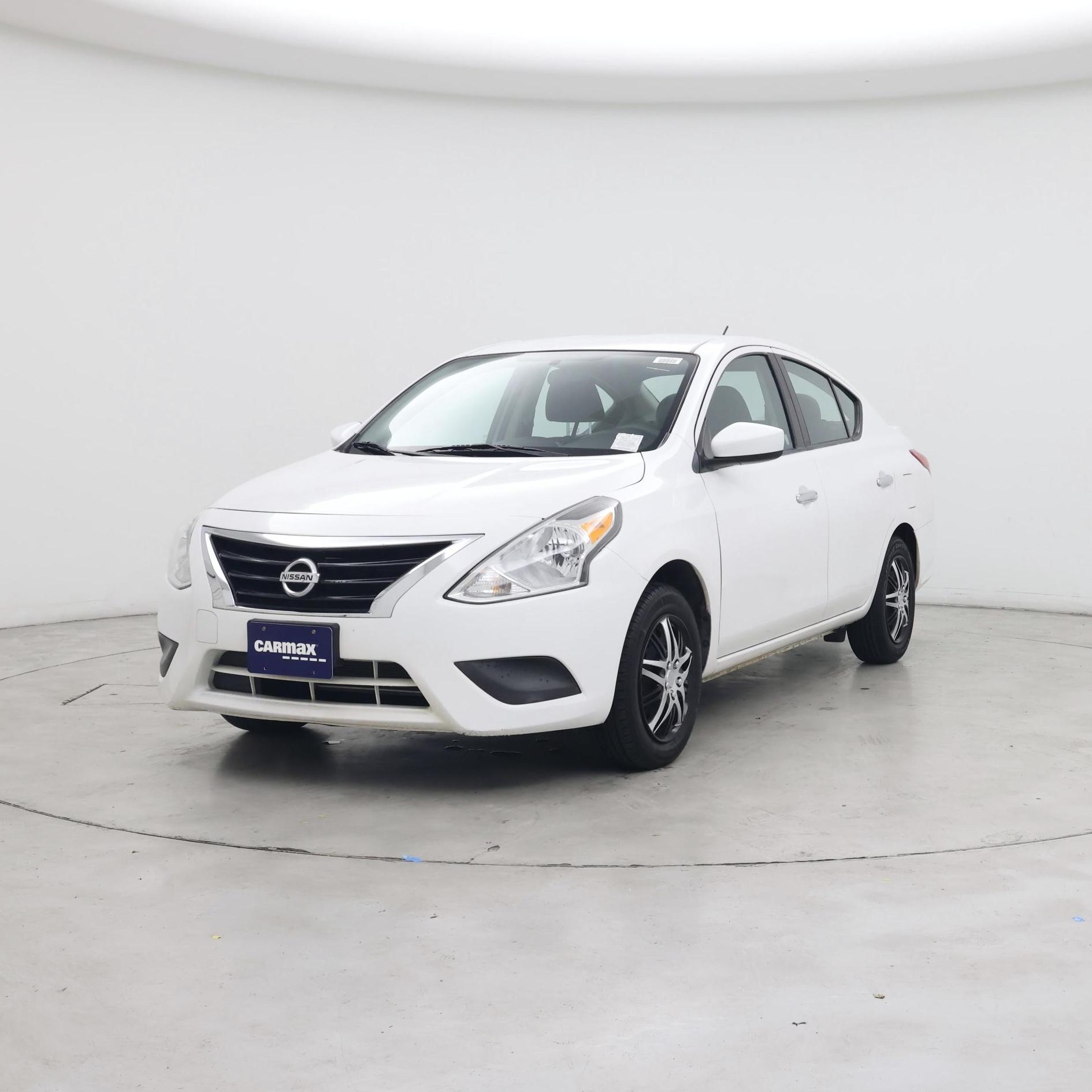 Thumbnail: 2017 Nissan Versa - 4