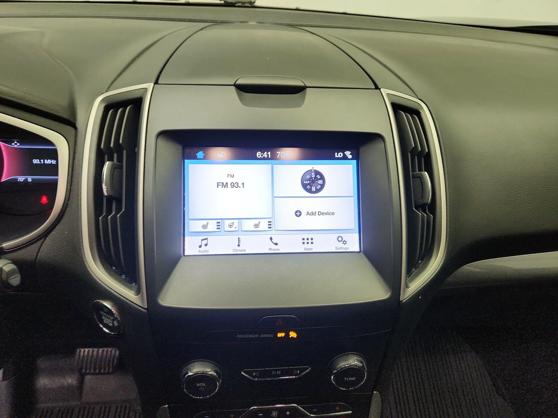 Thumbnail: 2019 Ford Edge - 15