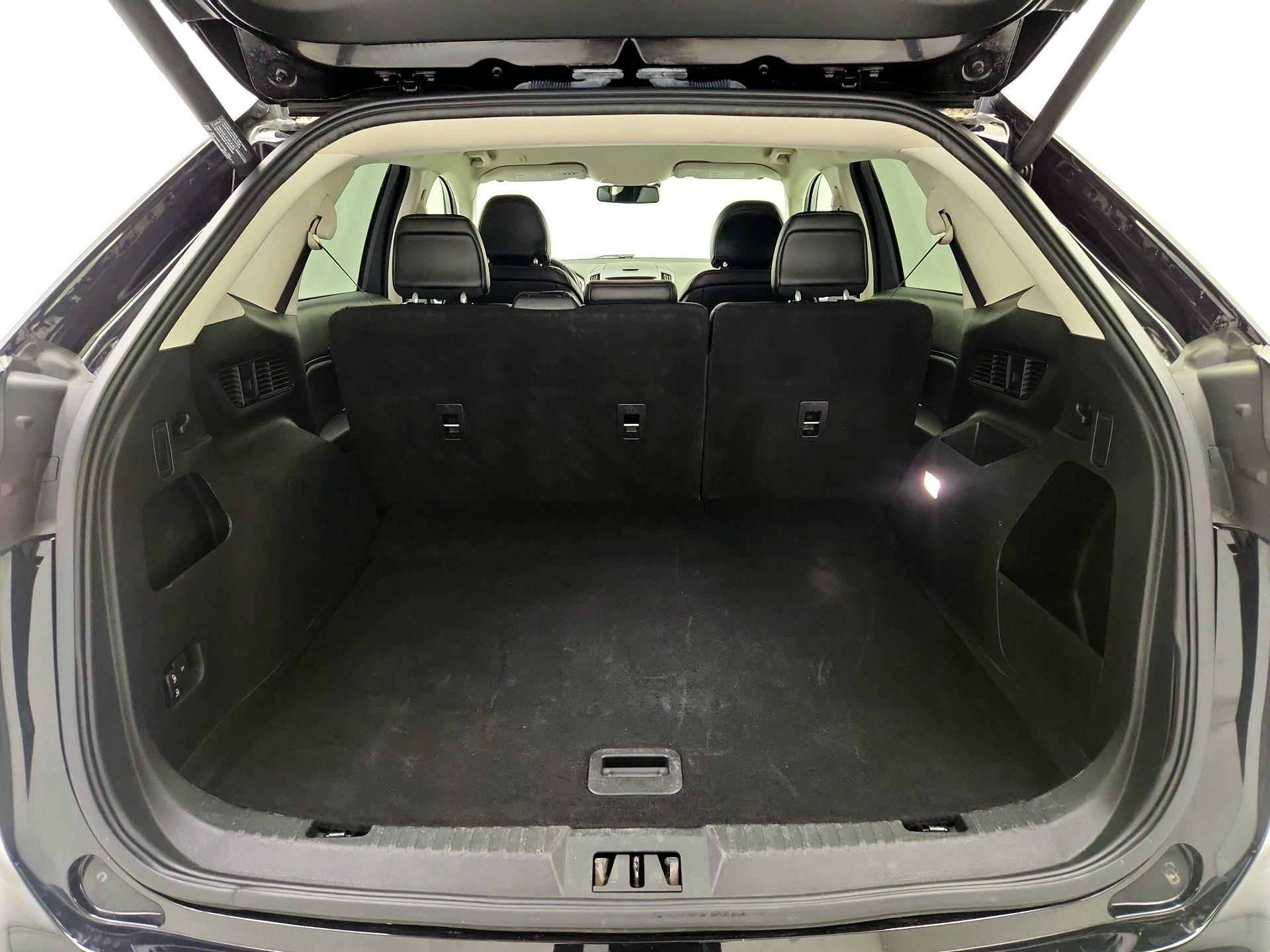 Thumbnail: 2019 Ford Edge - 20