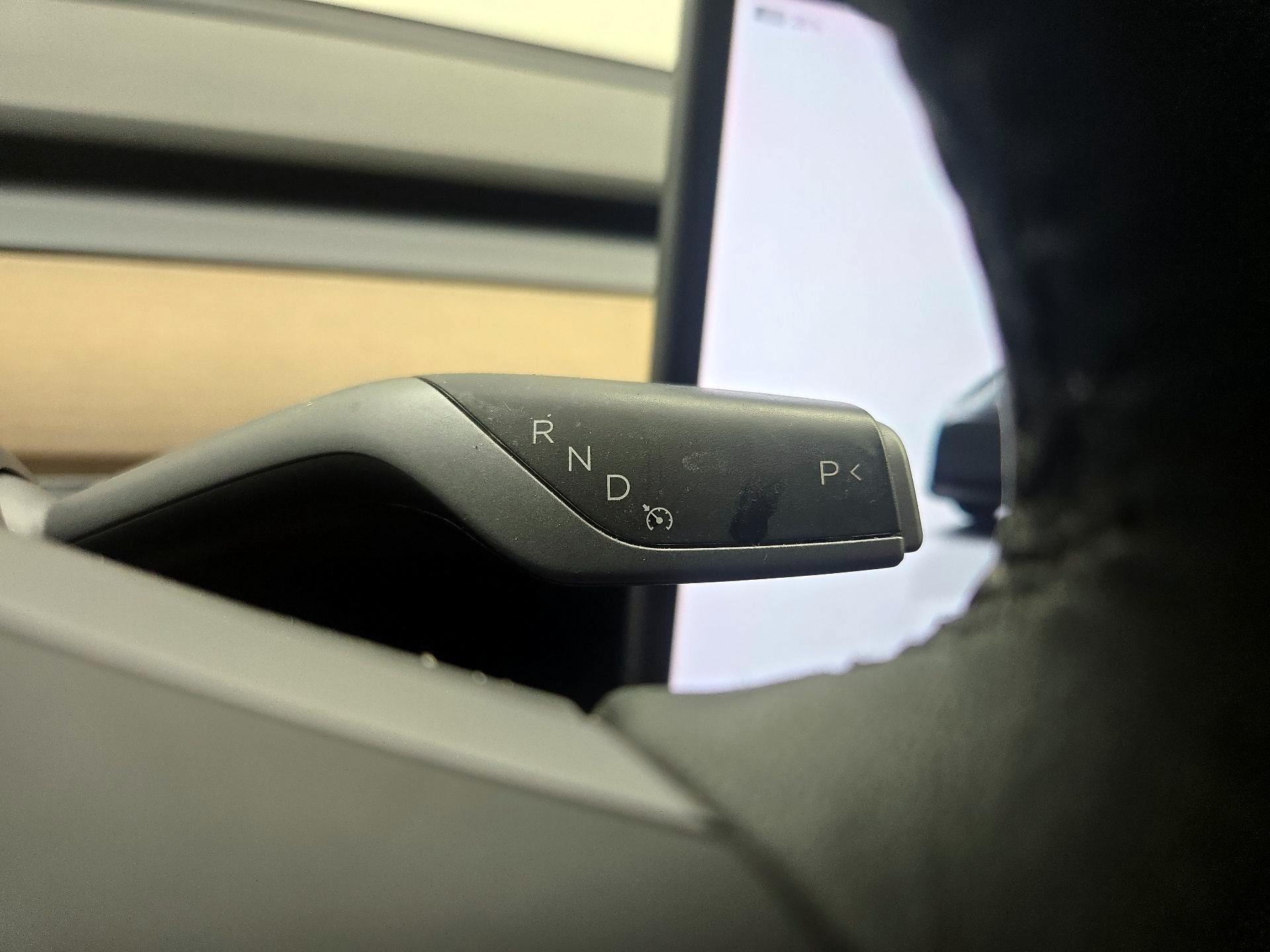 Thumbnail: 2022 Tesla Model Y - 17
