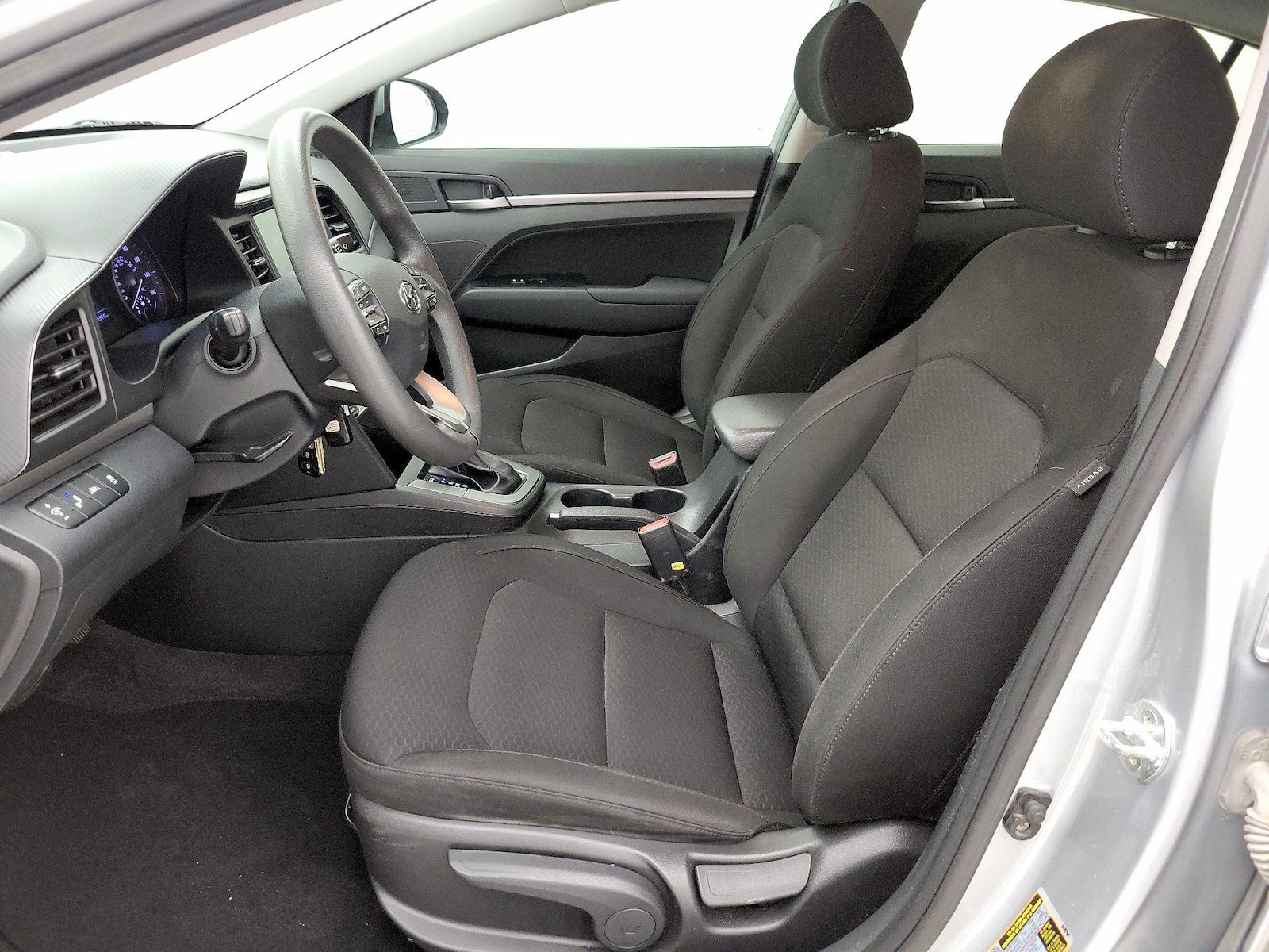 2020 Hyundai Elantra SEL - Photo 12