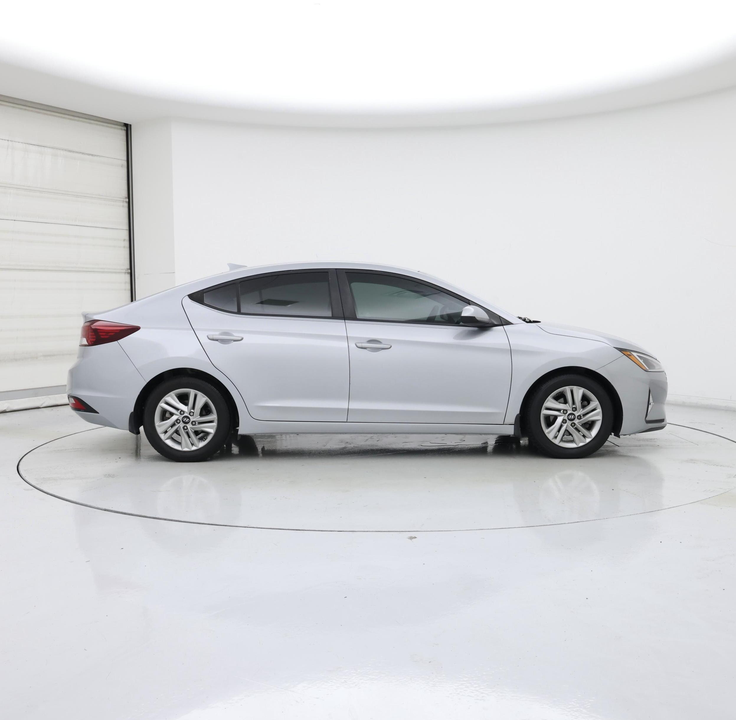 Thumbnail: 2020 Hyundai Elantra - 7