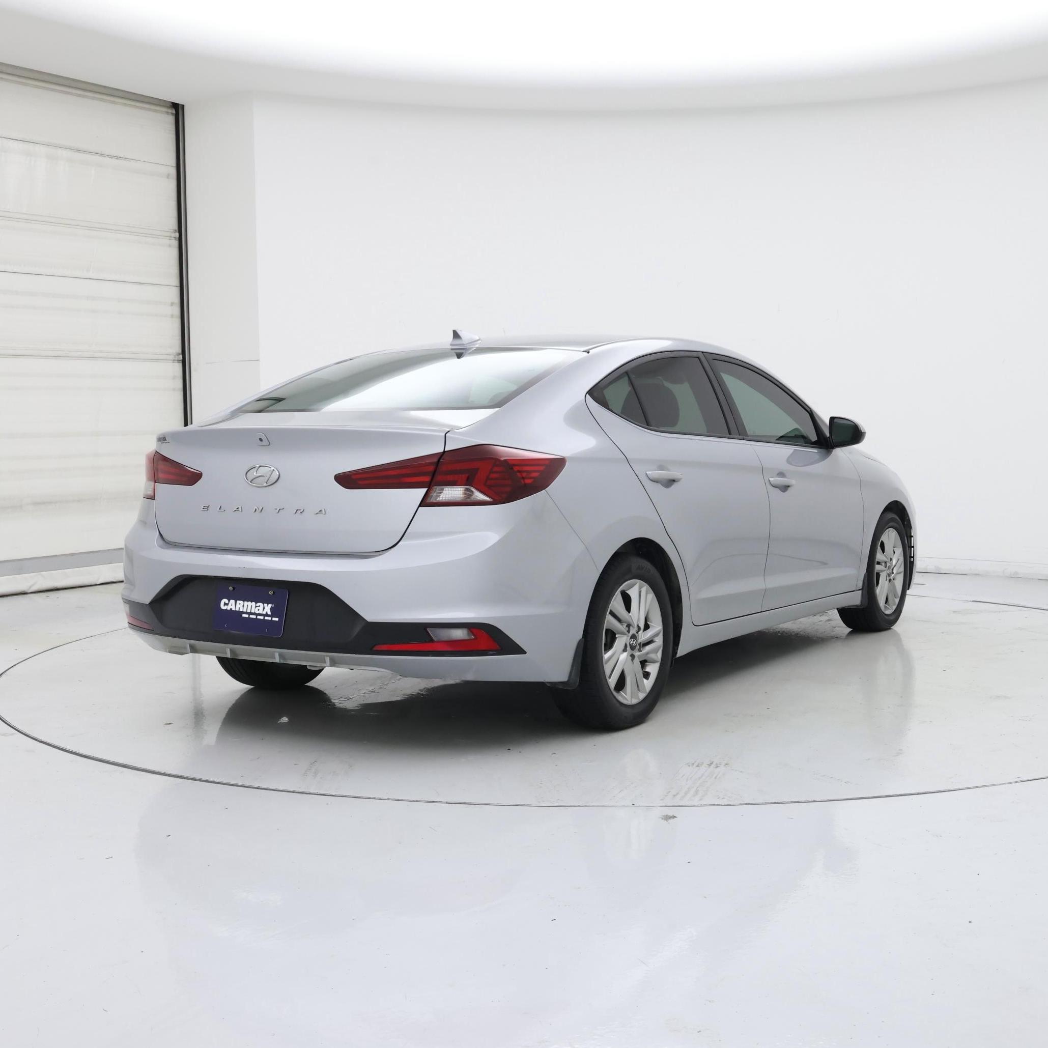 Thumbnail: 2020 Hyundai Elantra - 8