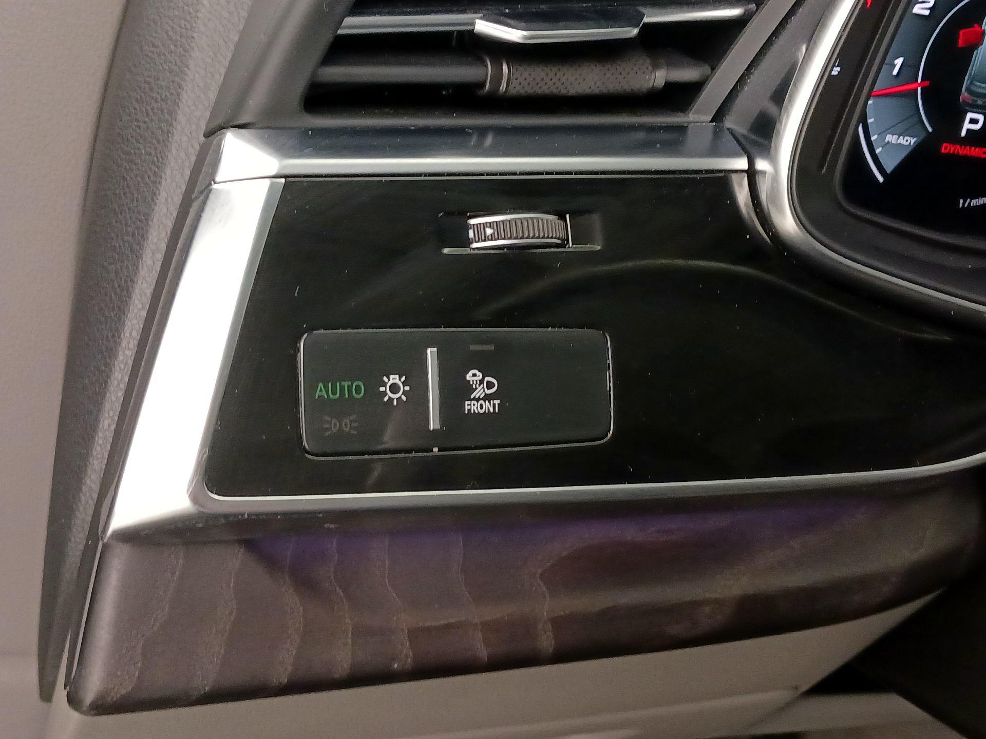 Thumbnail: 2021 Audi Q7 - 13