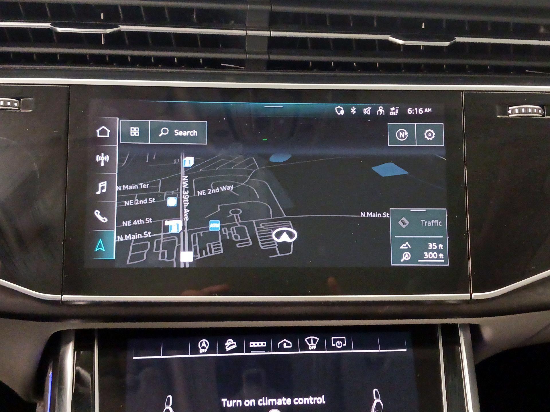 Thumbnail: 2021 Audi Q7 - 14
