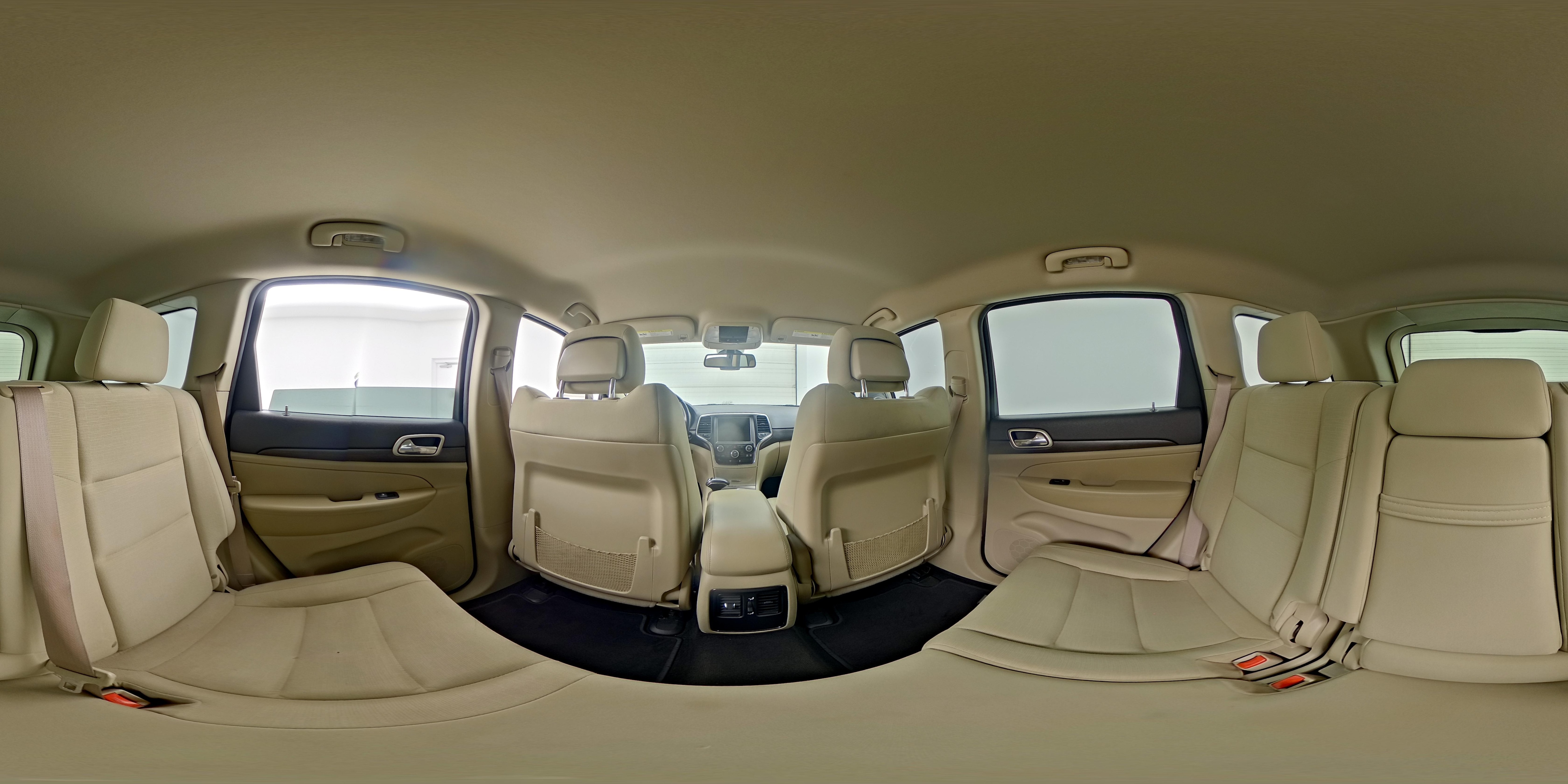 2014 Jeep Grand Cherokee Laredo - Photo 24