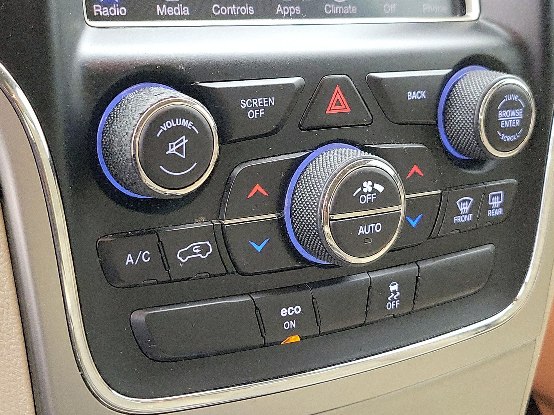 Thumbnail: 2014 Jeep Grand Cherokee - 15