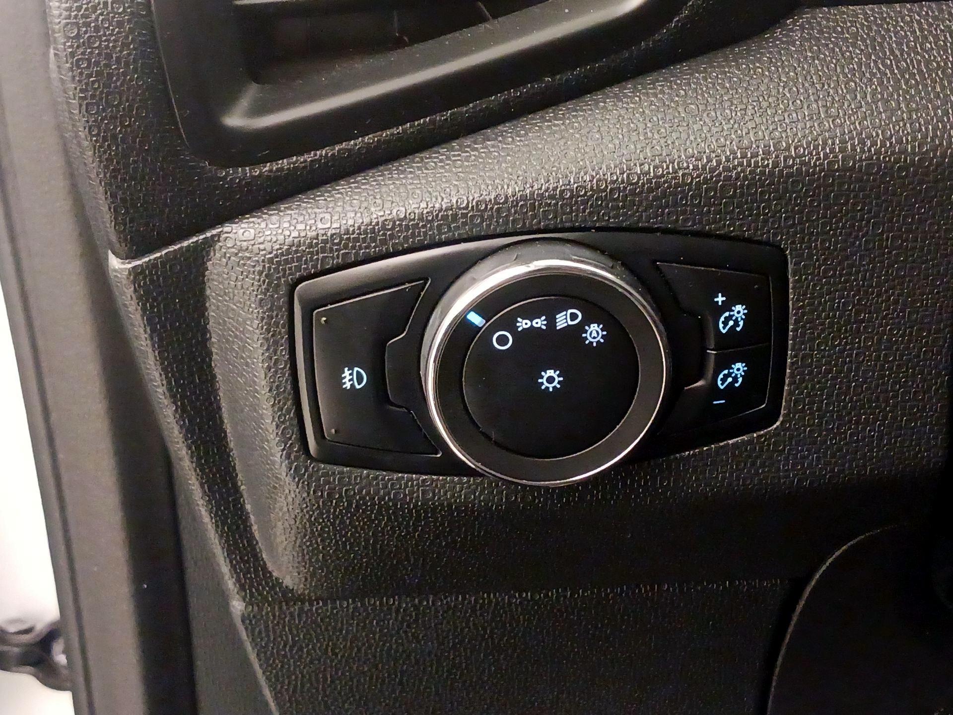 Thumbnail: 2021 Ford EcoSport - 13