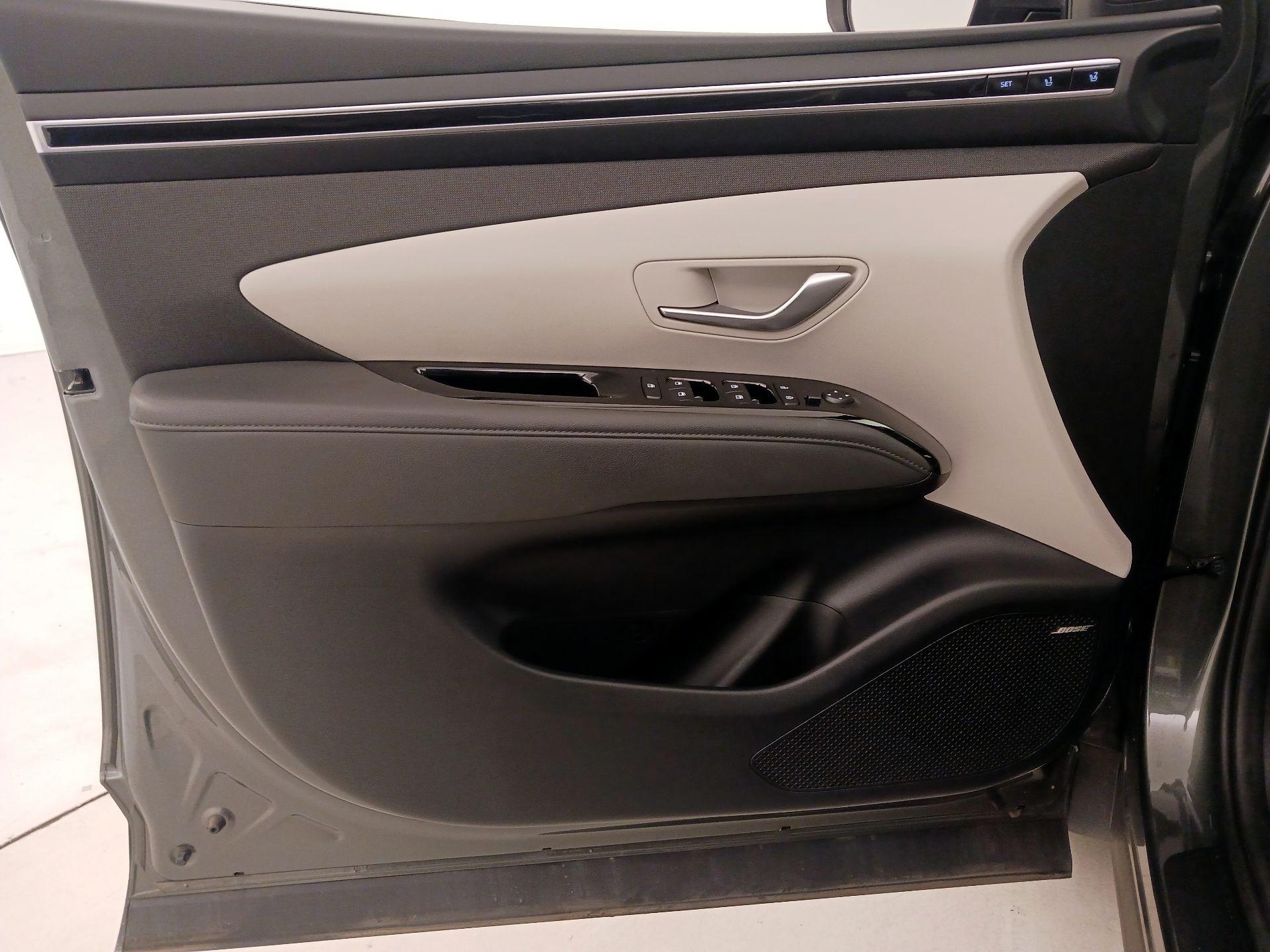 Thumbnail: 2022 Hyundai Tucson - 12