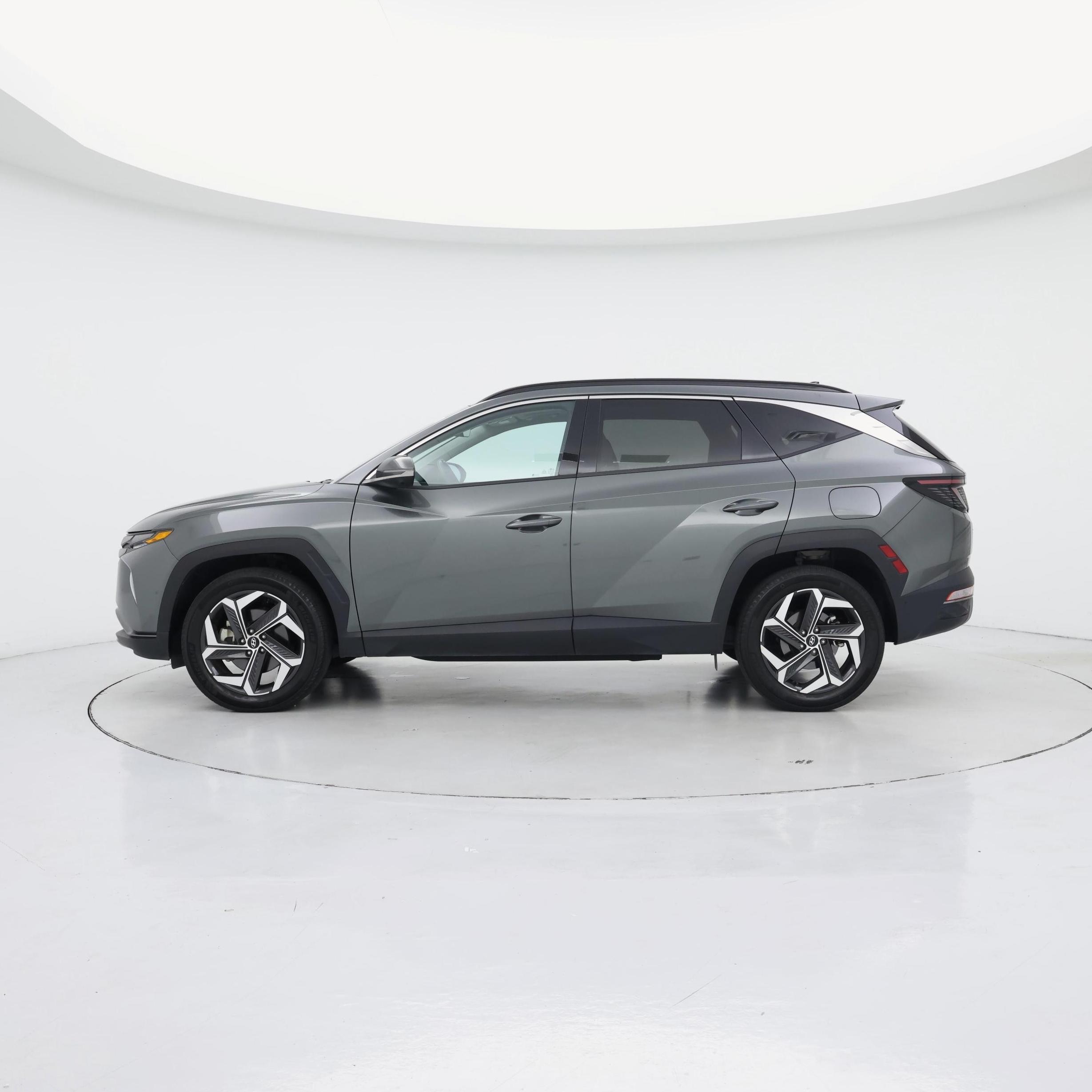 Thumbnail: 2022 Hyundai Tucson - 3