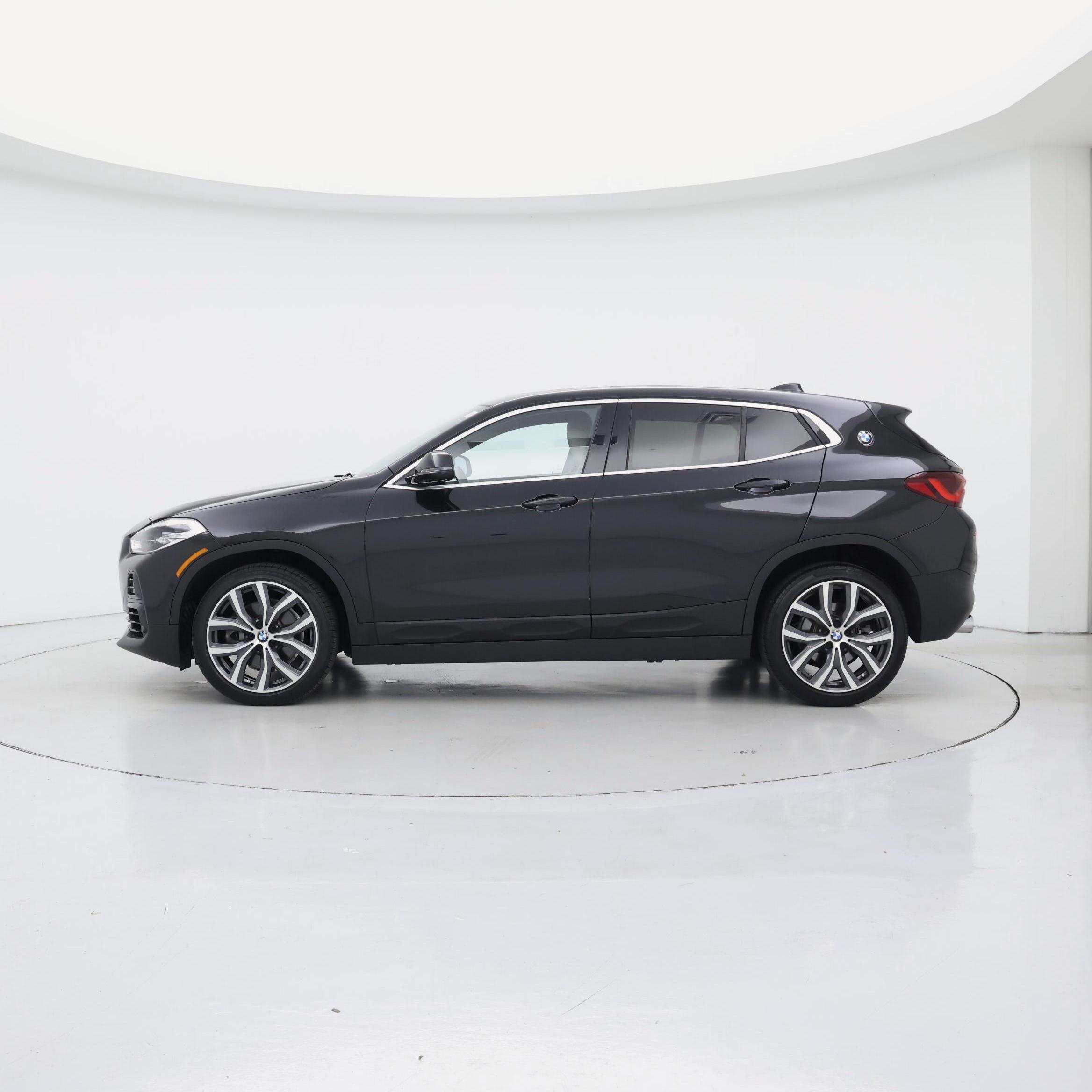 Thumbnail: 2022 BMW X2 - 3