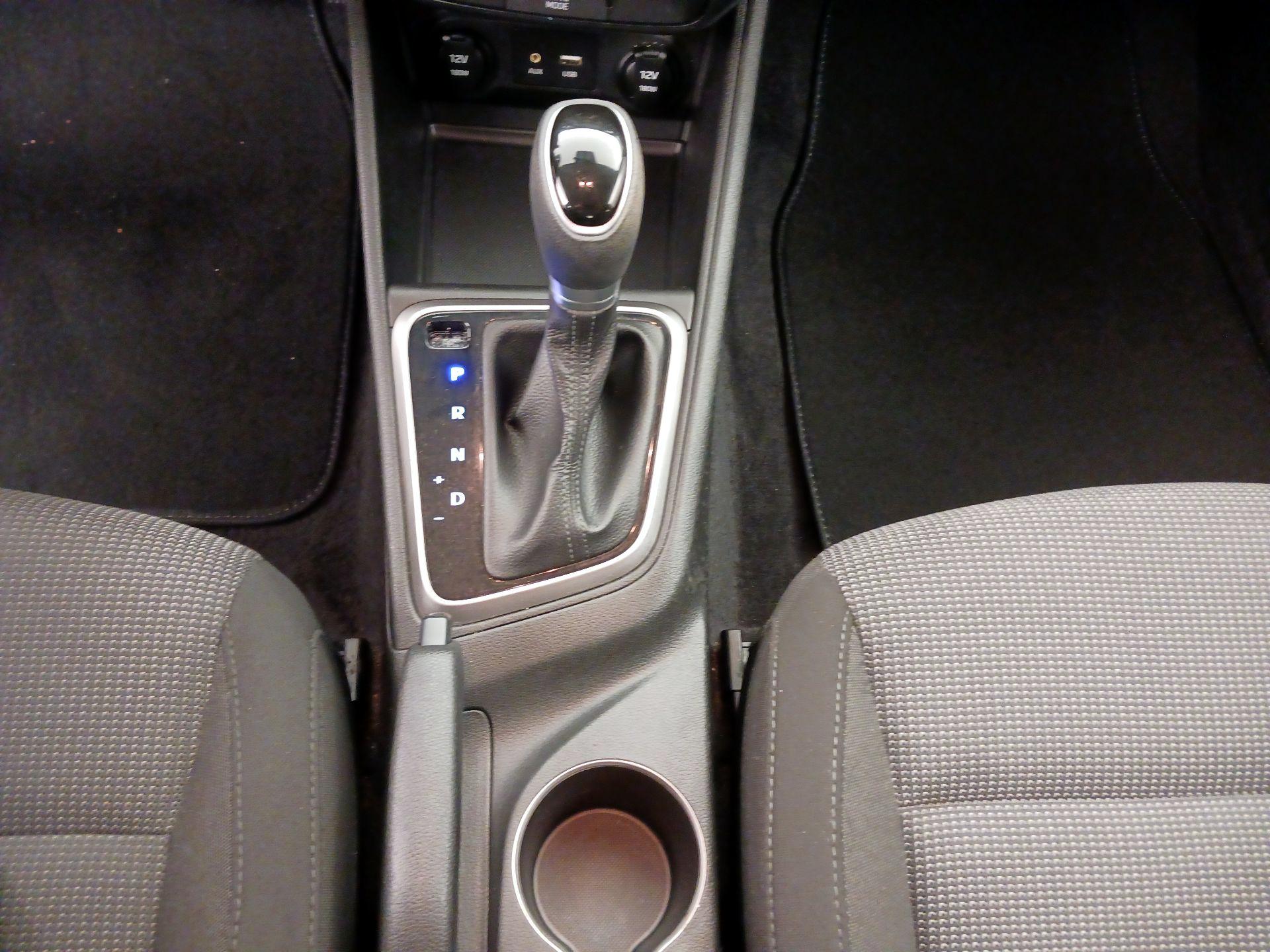 Thumbnail: 2020 Hyundai Accent - 17