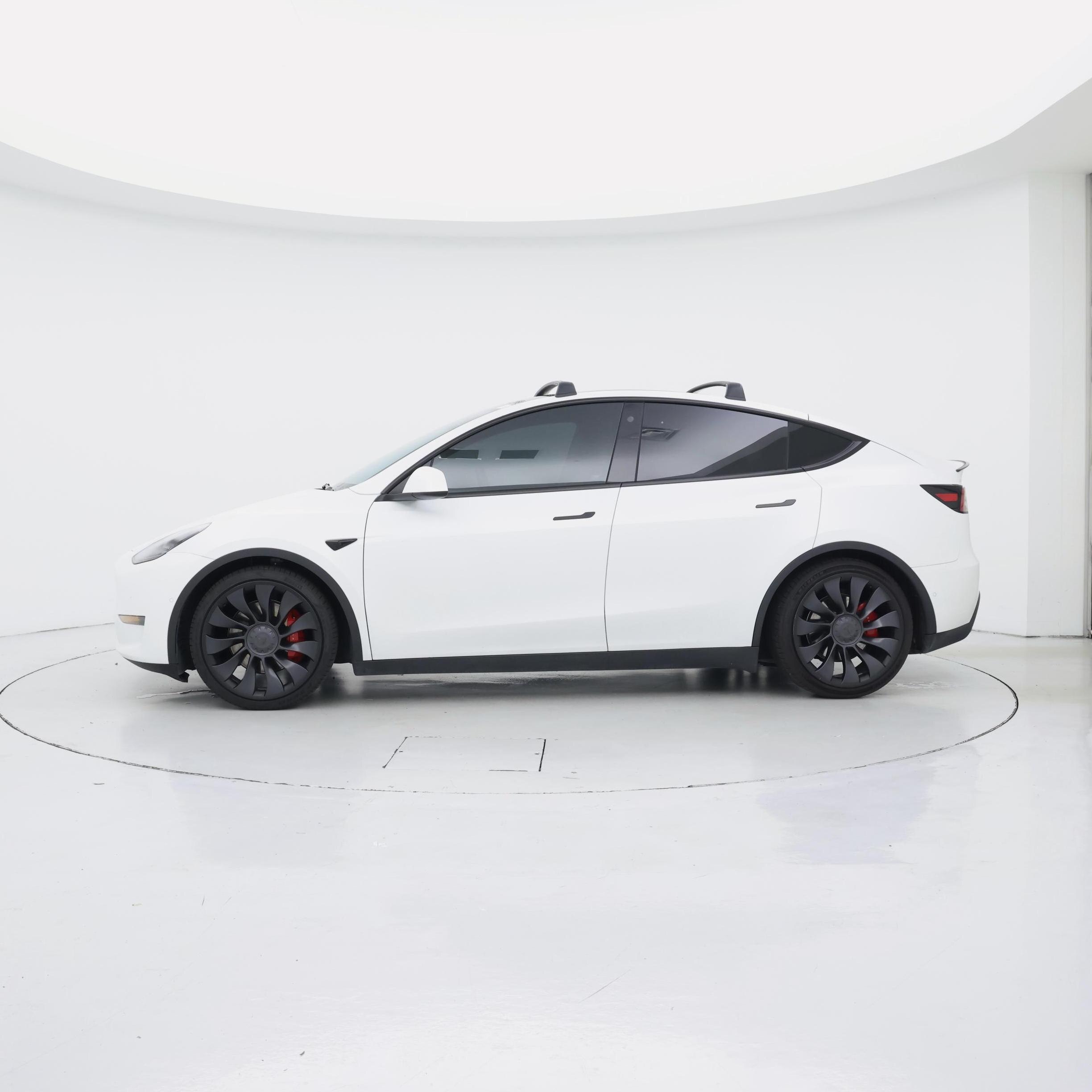 Thumbnail: 2022 Tesla Model Y - 3