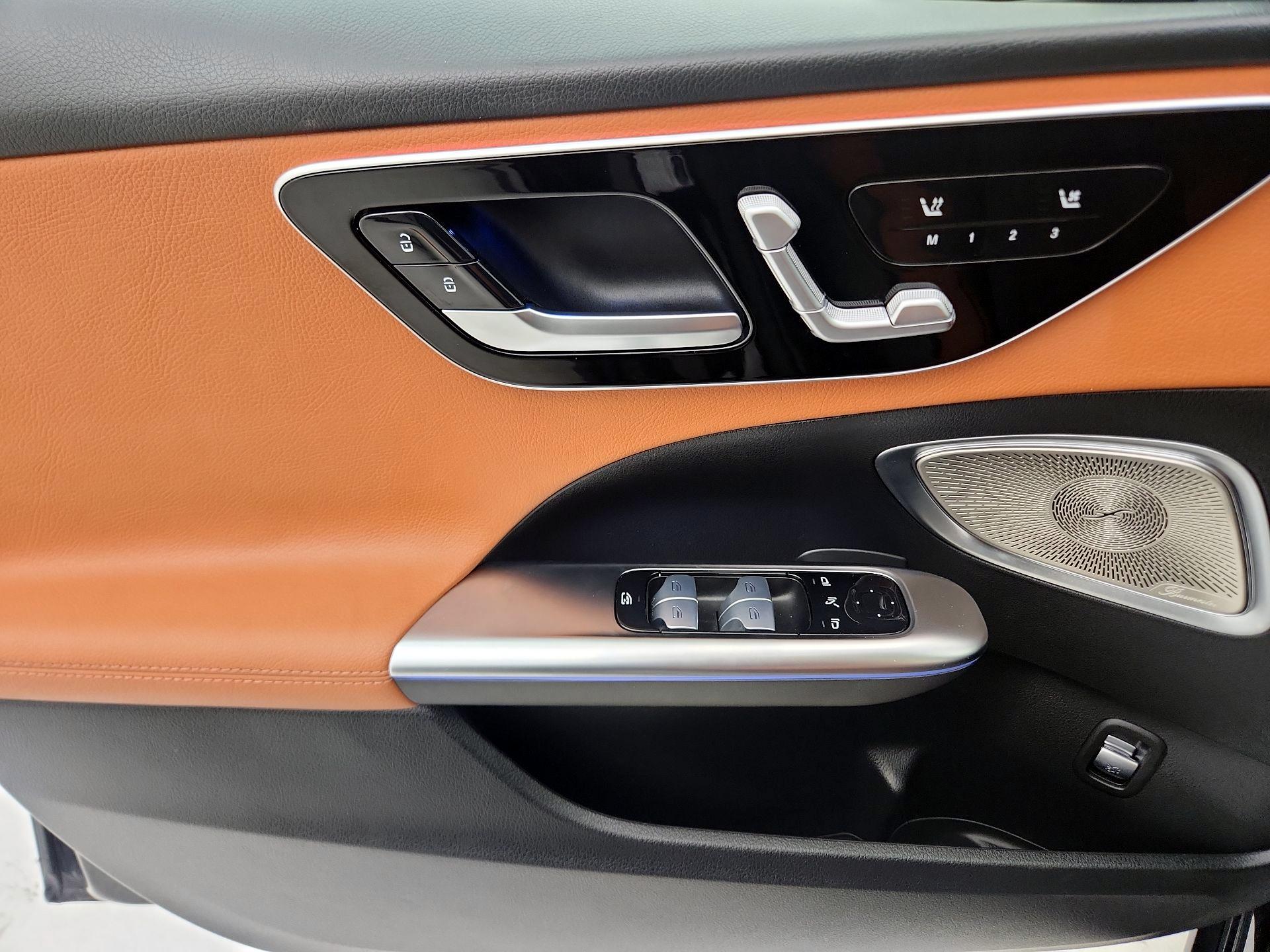 Thumbnail: 2022 Mercedes-Benz C-Class - 12