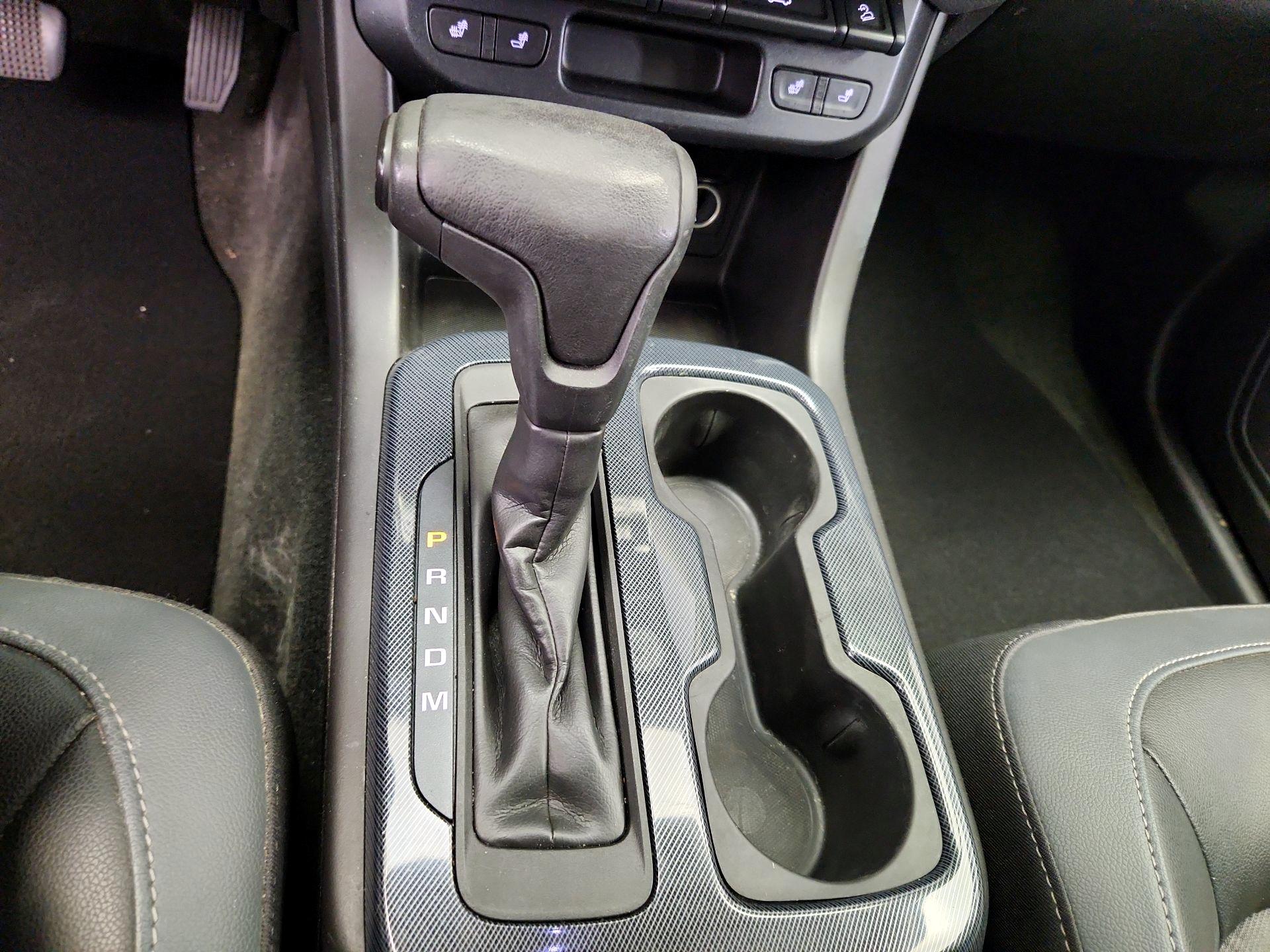 Thumbnail: 2015 Chevrolet Colorado - 18