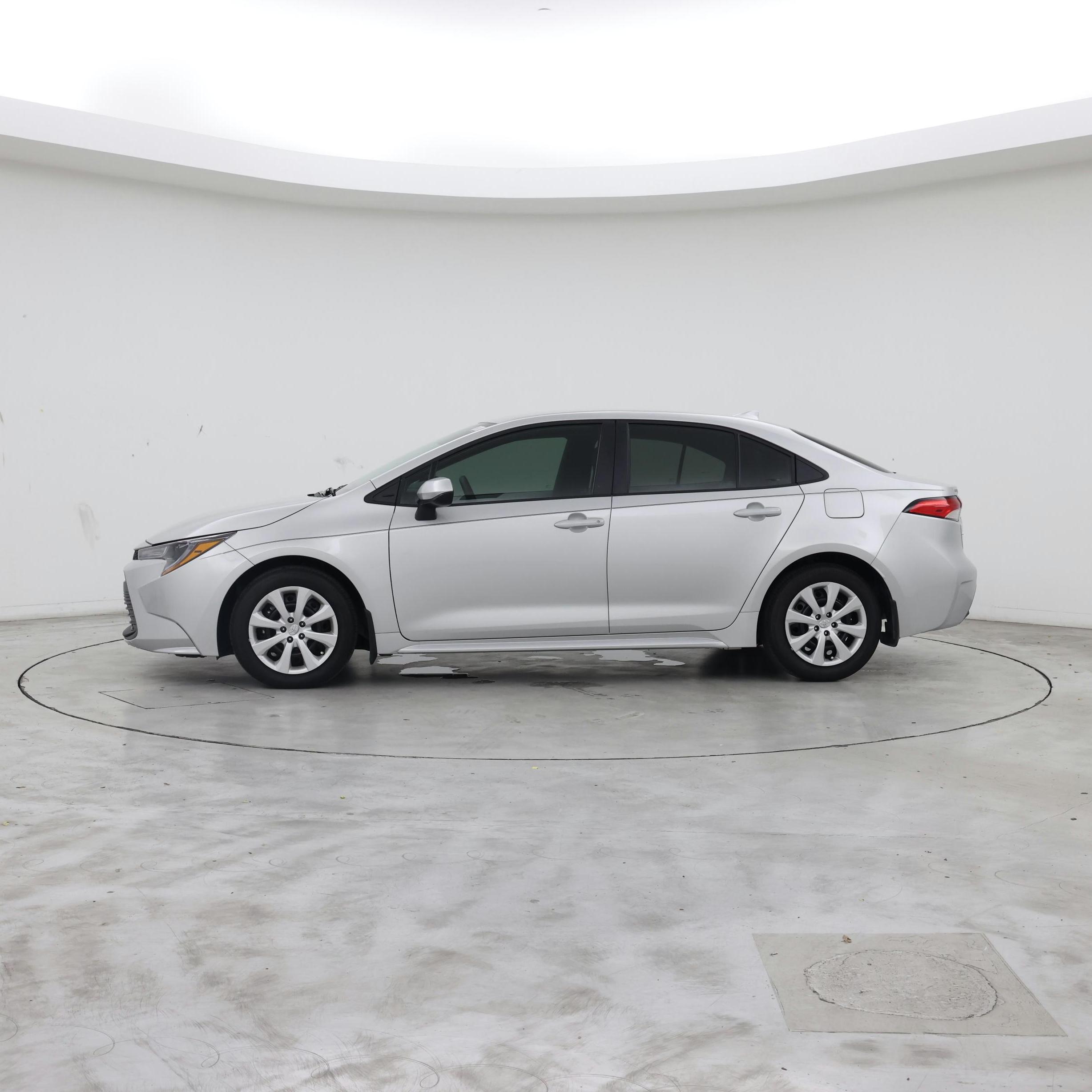 Thumbnail: 2026 Toyota Corolla - 3