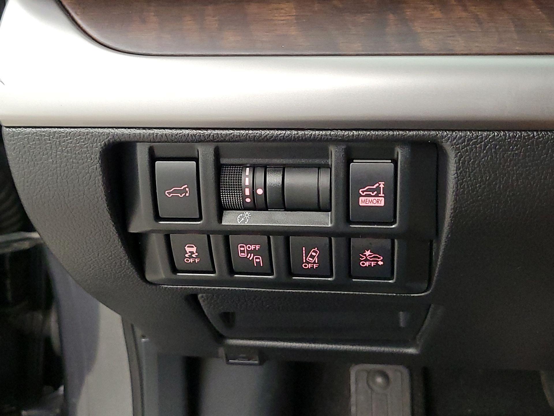 Thumbnail: 2018 Subaru Outback - 13