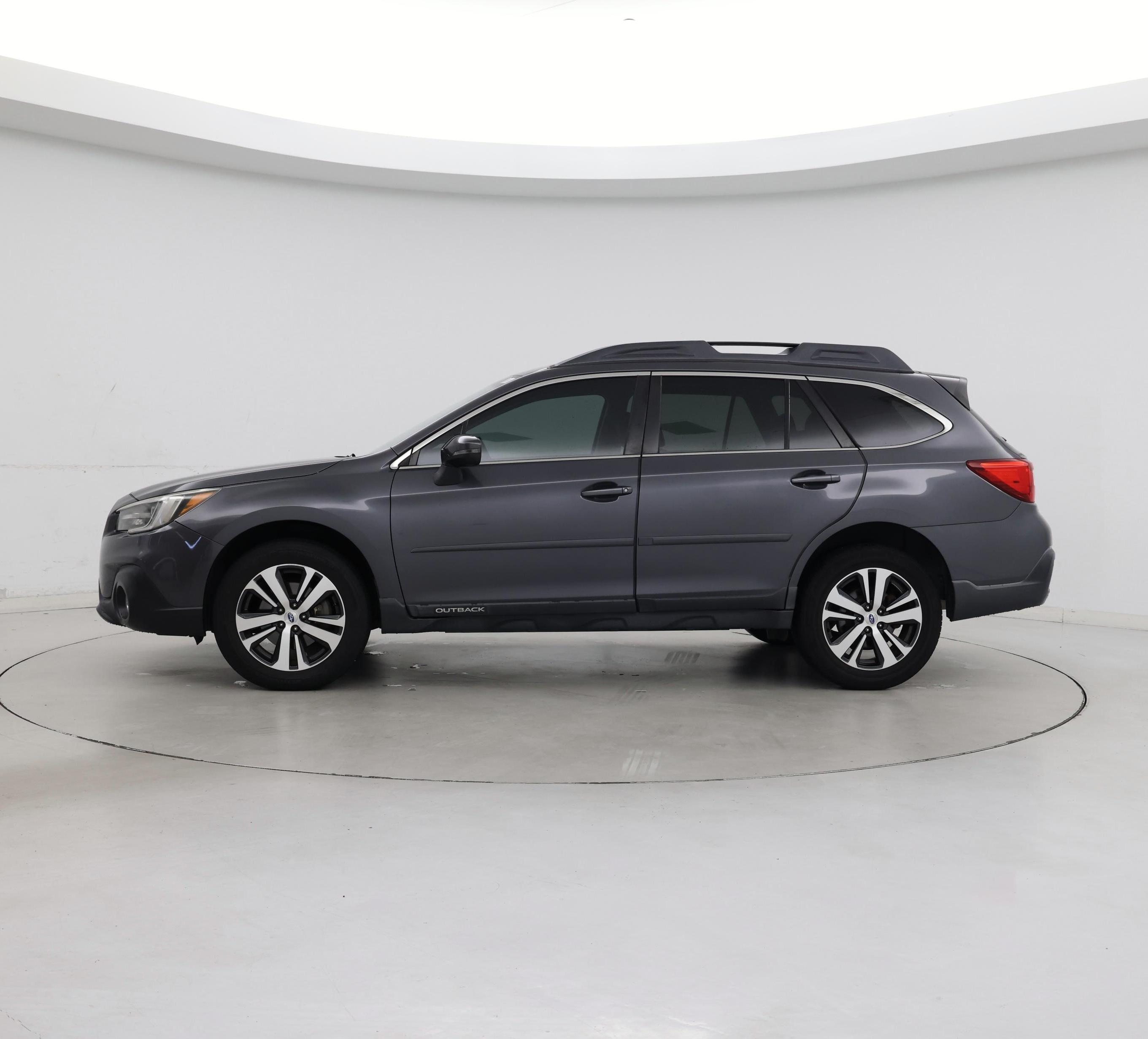 Thumbnail: 2018 Subaru Outback - 3