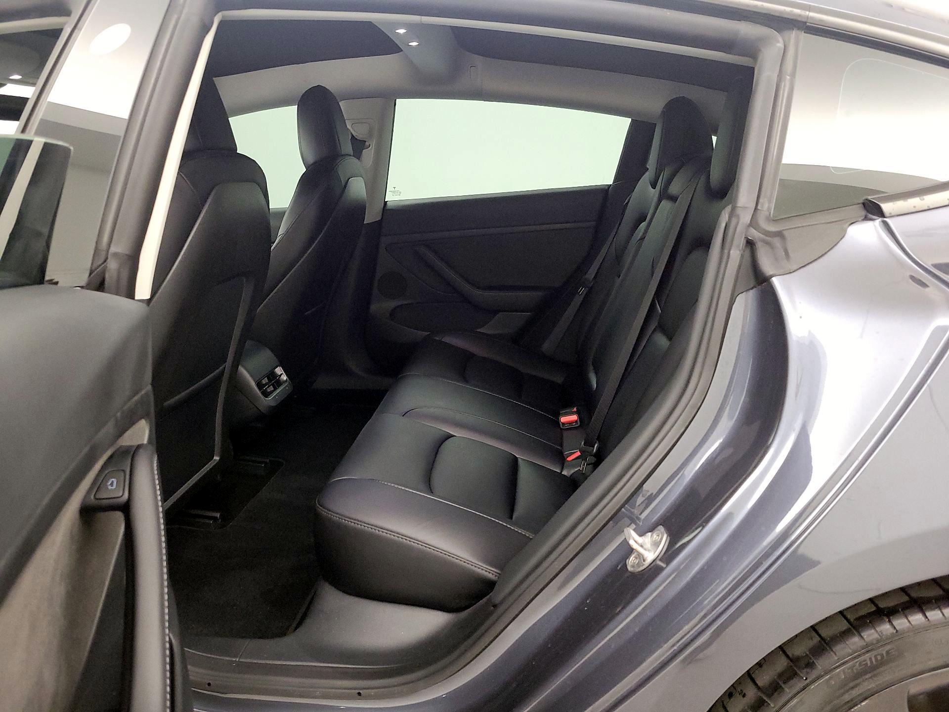 Thumbnail: 2023 Tesla Model 3 - 20