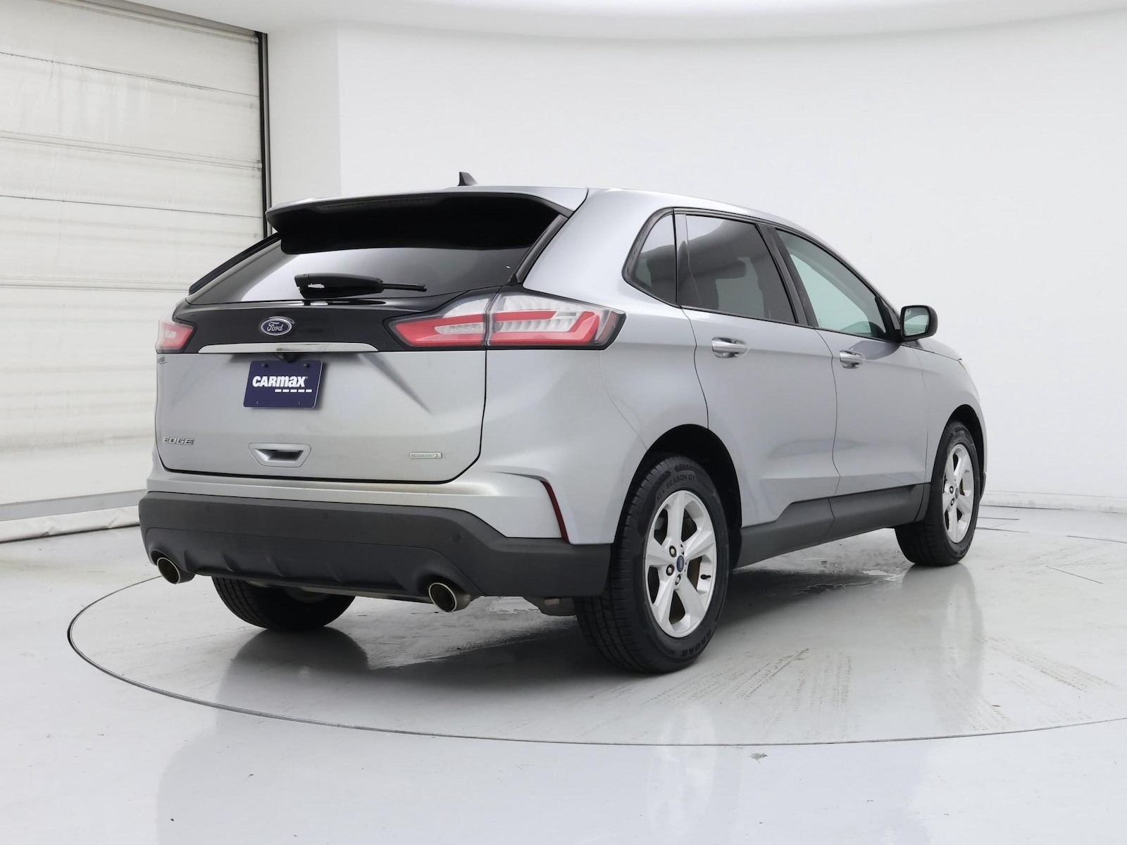 2020 Ford Edge SE - Photo 9