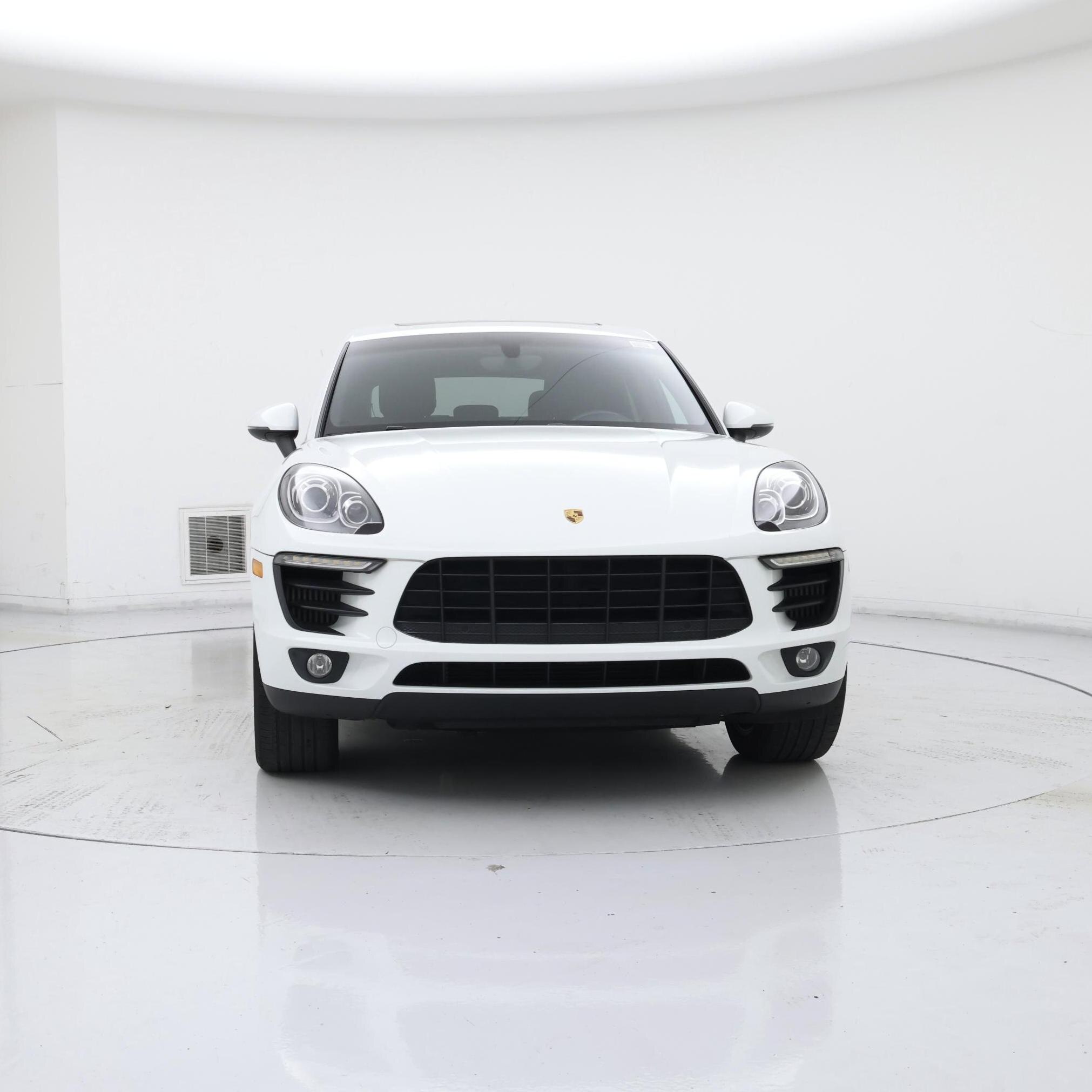 Thumbnail: 2015 Porsche Macan - 5
