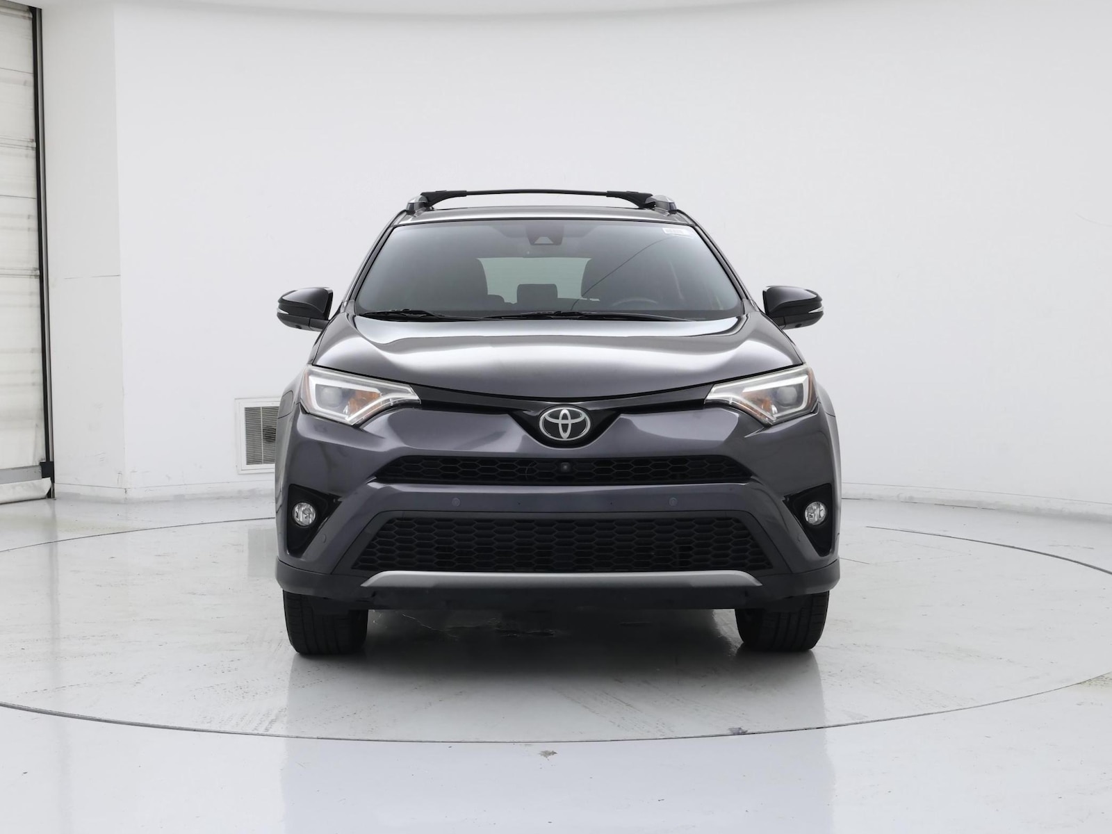 2018 Toyota RAV4 SE - Photo 6