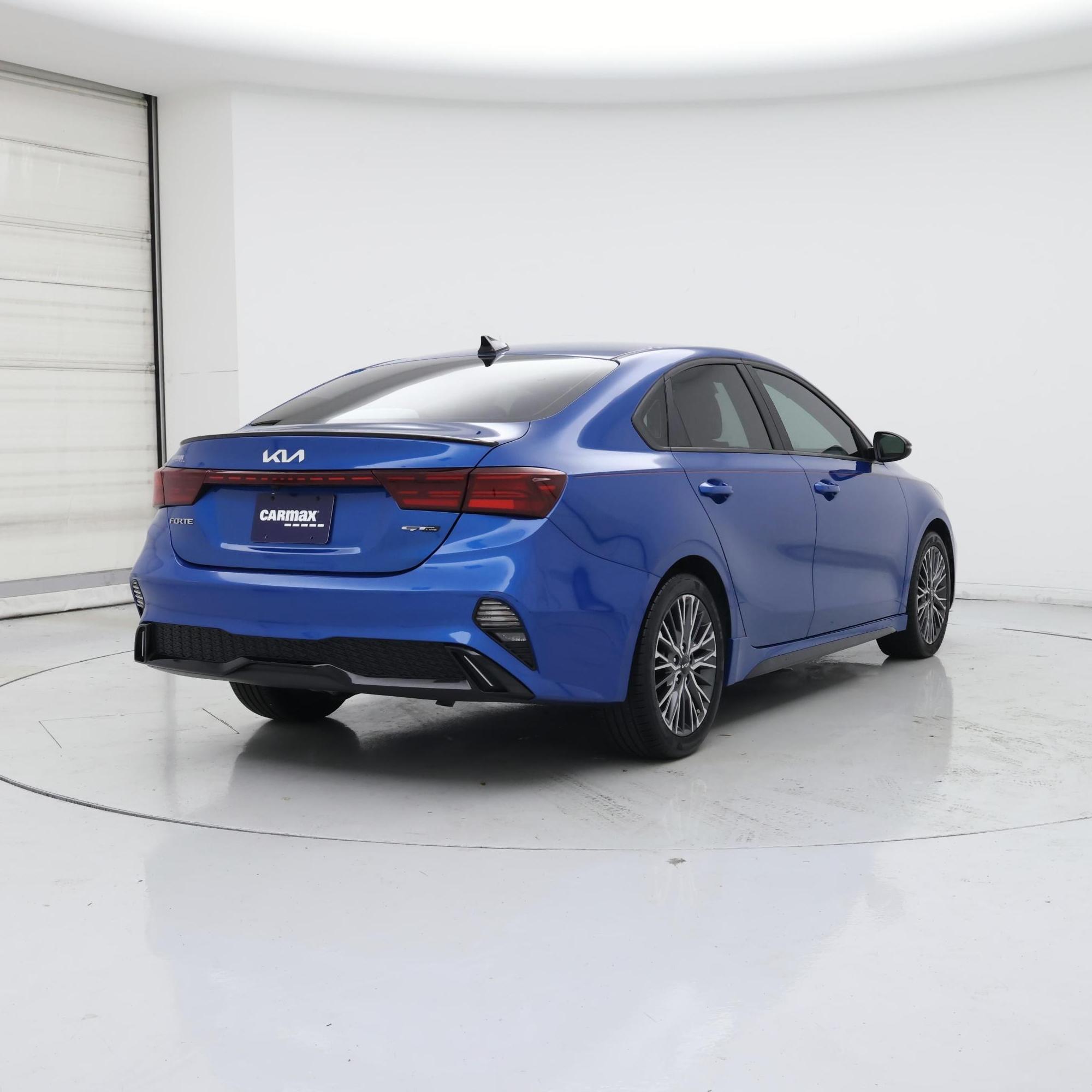 Thumbnail: 2023 Kia Forte - 8
