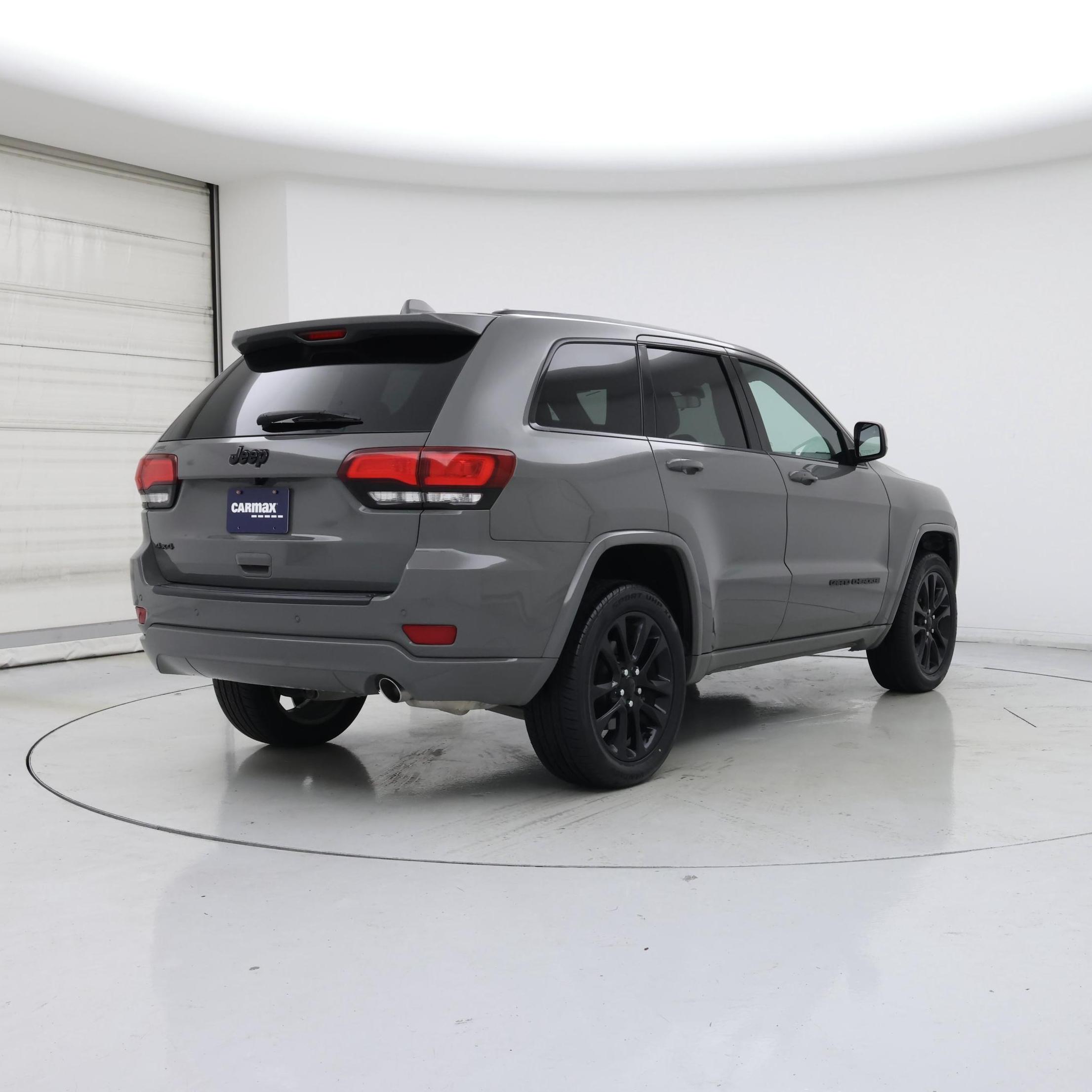 Thumbnail: 2021 Jeep Grand Cherokee - 8
